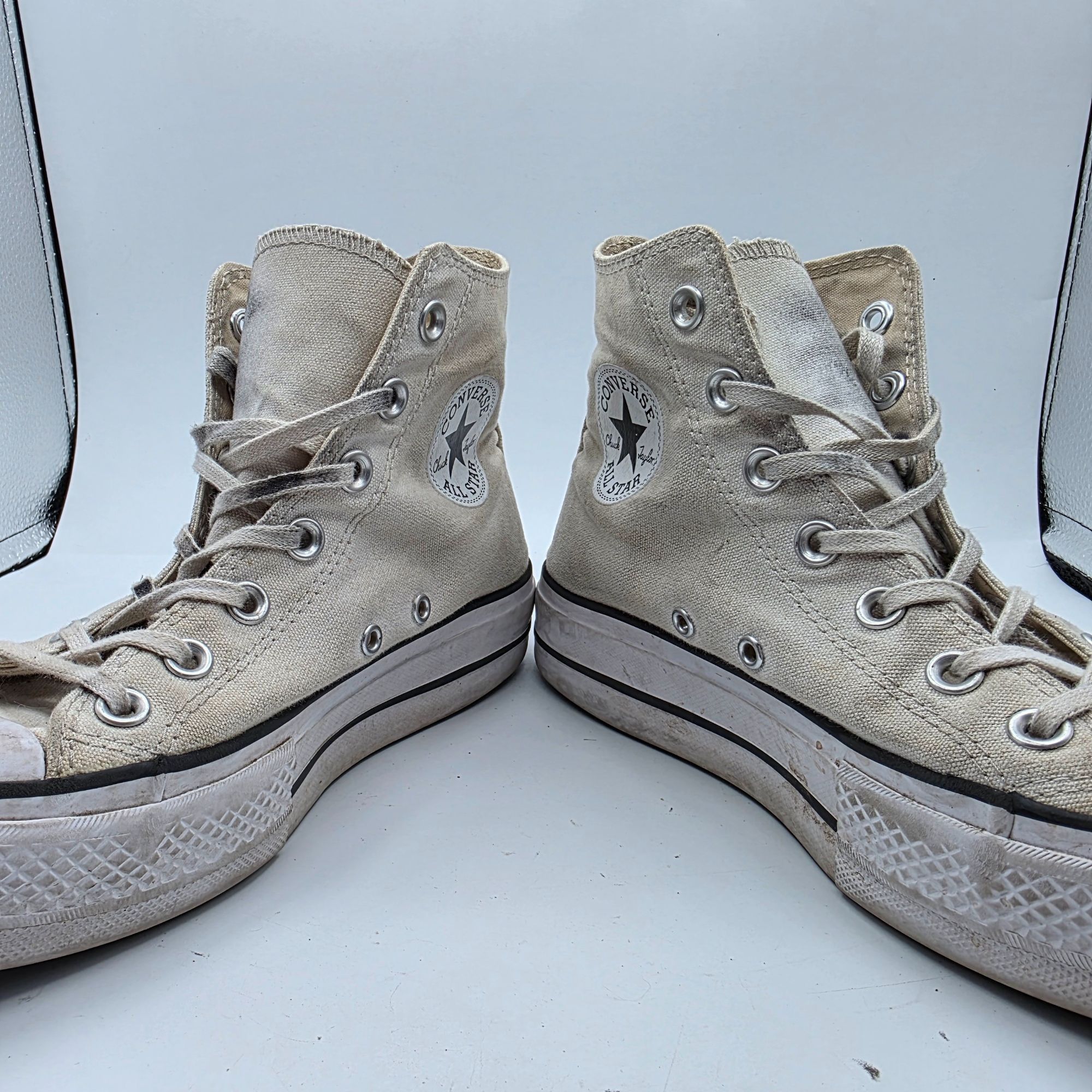 Converse Converse Chuck Taylor All Star Lift Womens Size 7 White Athl Size US 7 / IT 37 - 2 Thumbnail
