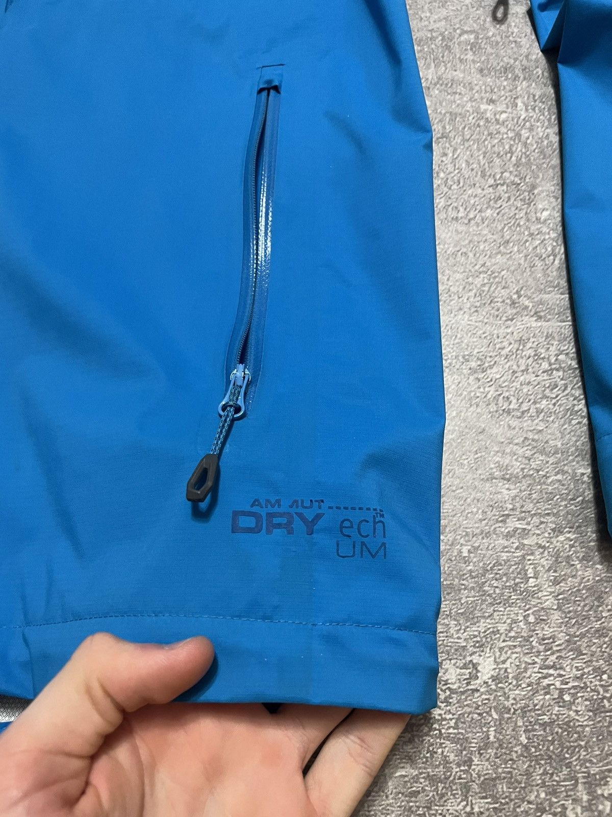 Mammut Vintage Mammut Dry Tech Premium Jacket Windbreaker Size US L / EU 52-54 / 3 - 6 Thumbnail