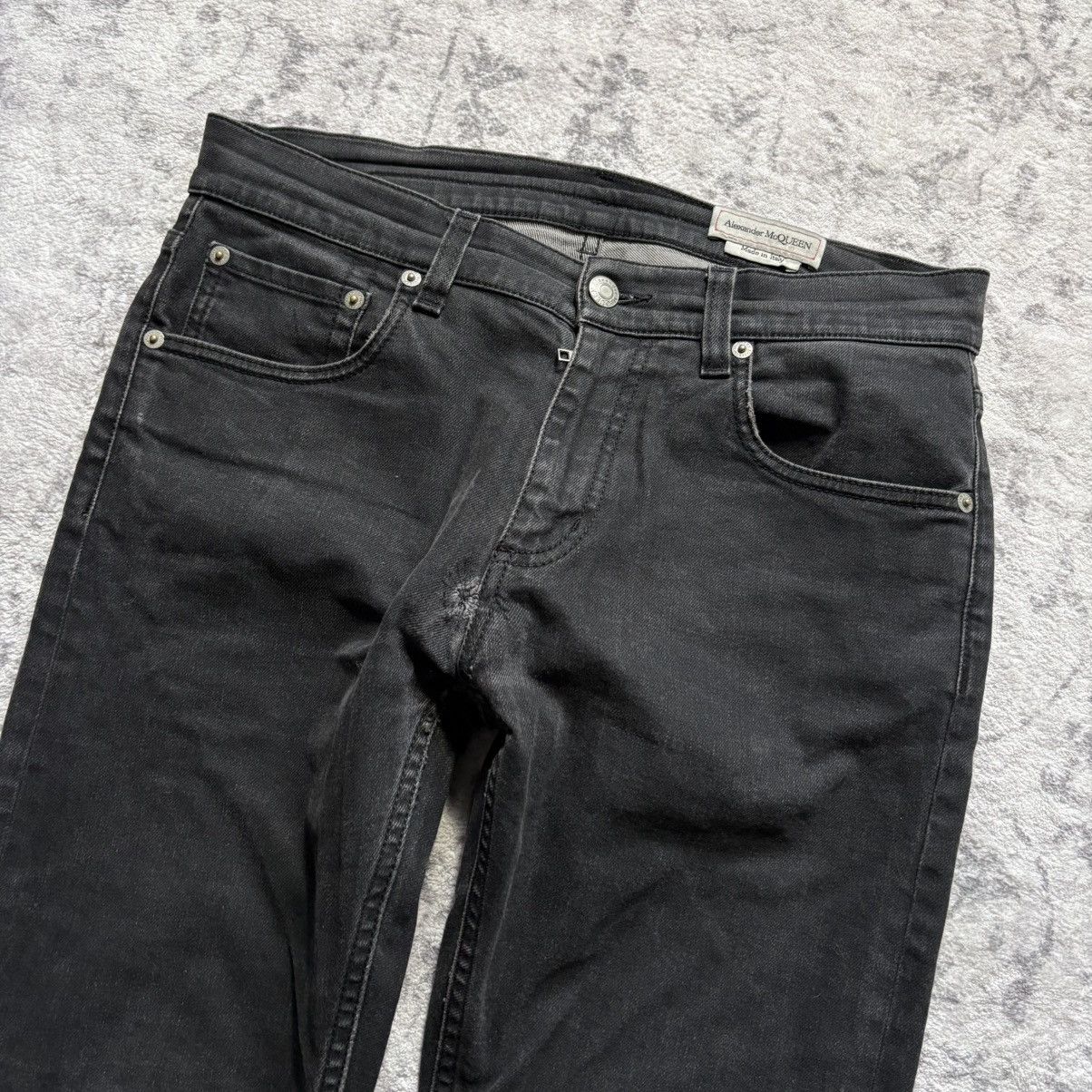 Alexander McQueen Alexander McQueen Studded Logo Branded Skinny Jeans Black Size US 30 / EU 46 - 4 Thumbnail