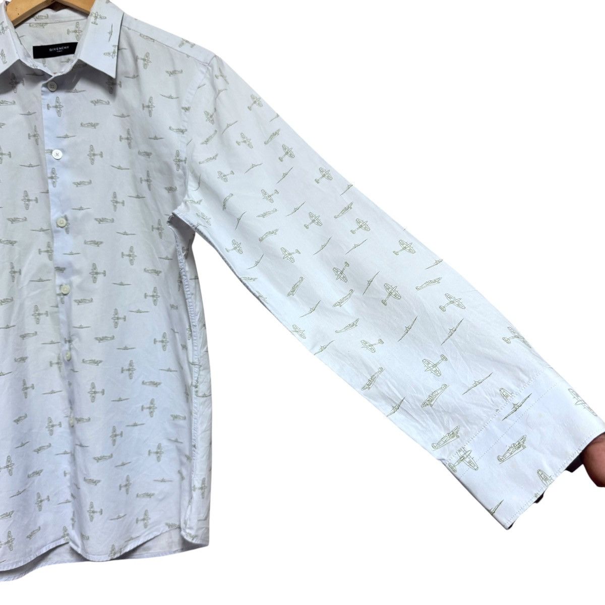 Givenchy Givenchy Airplane Shirt Size US M / EU 48-50 / 2 - 7 Thumbnail