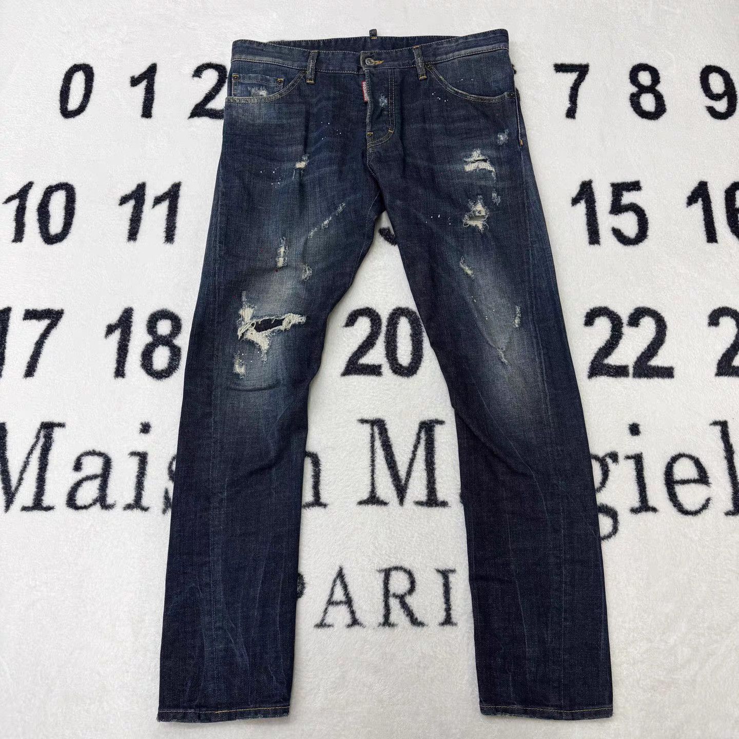 Dsquared2 DSQUARED2 Washed Distressed Jeans K15 Size US 34 / EU 50 - 1 Thumbnail