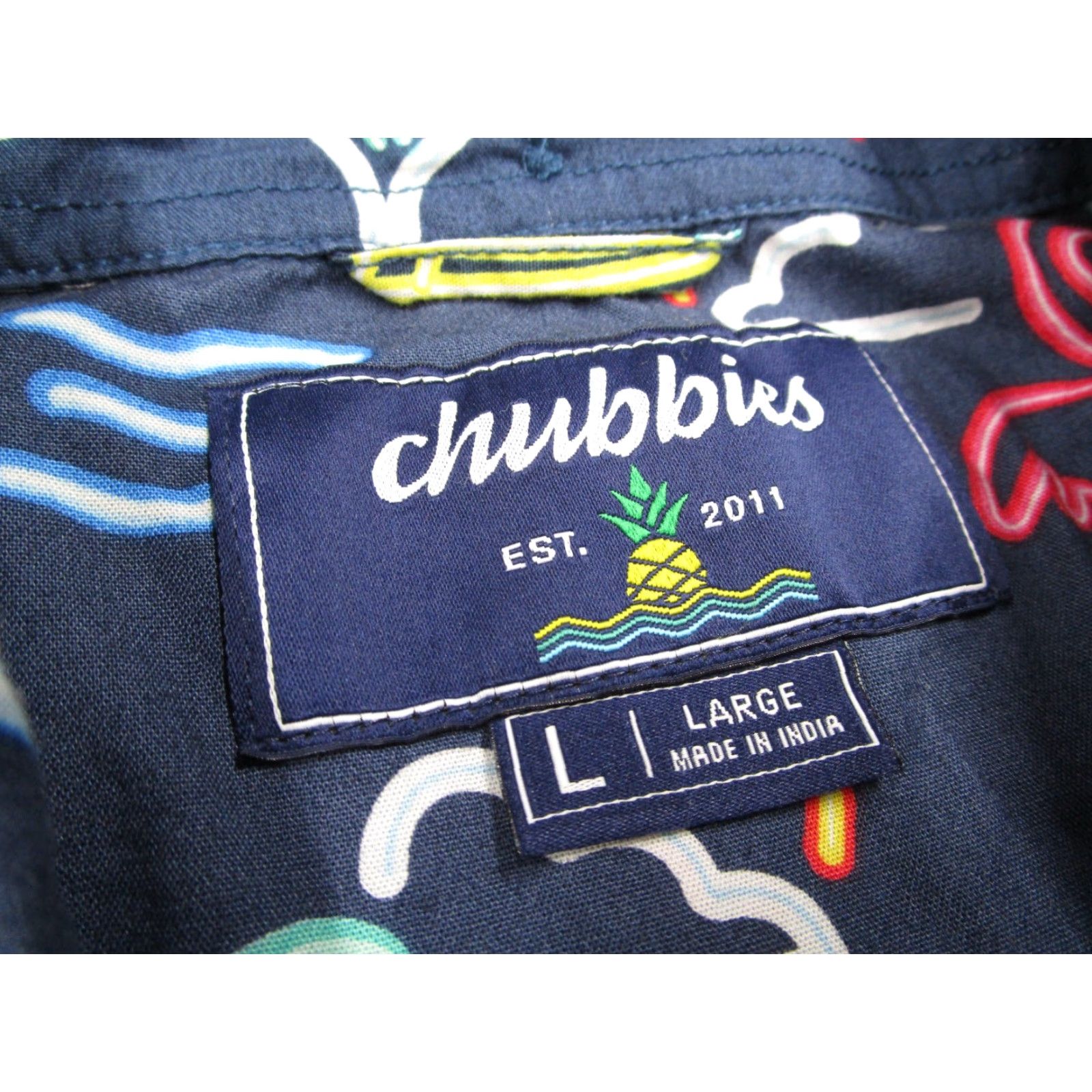 Chubbies CHUBBIES Men's Large Blue Hawaiian Button-Up Shirt Short Sleeve AOP Palms Flamingos 90s Tropical Size US L / EU 52-54 / 3 - 3 Thumbnail