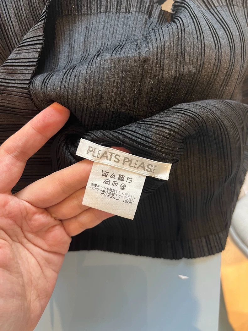 Issey Miyake Issey Miyake Black pleated top Size L / US 10 / IT 46 - 3 Thumbnail