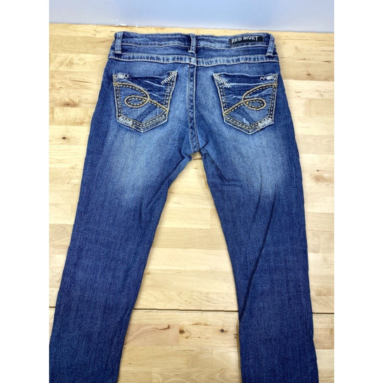 Denime Red Rivet Jeans Denim Blue Jeans Women Junior Size 7 5-Pocket Design Distressed Medium Rise Flared Denim Blue Size 28" / US 6 / IT 42 - 3 Thumbnail