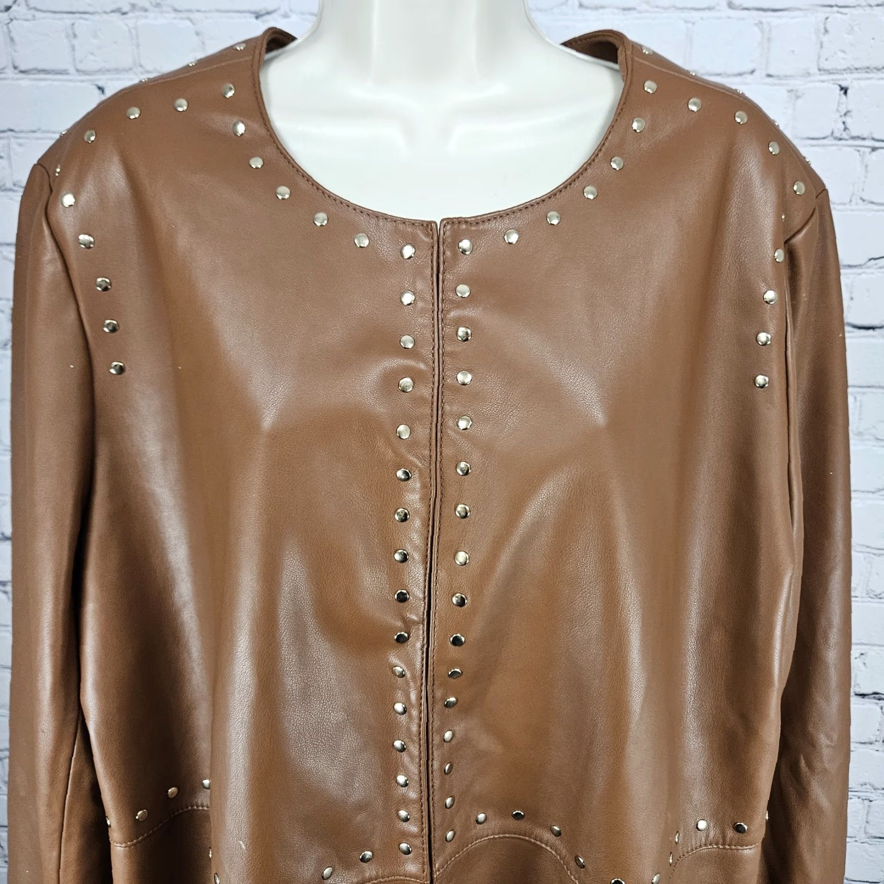 Vintage Chico's Brown Faux Leather Gold Studded Lined Hook & Eye Jacket Coat 4 US 20/22 Size S / US 4 / IT 40 - 7 Thumbnail