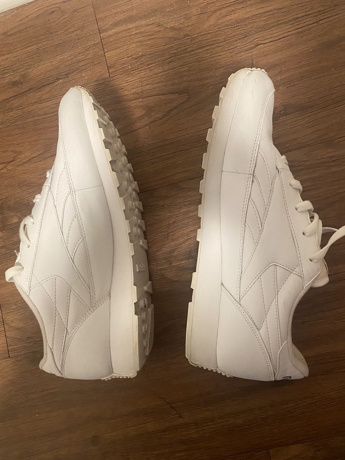 Reebok Reebok All White Size US 10.5 / EU 43-44 - 7 Thumbnail