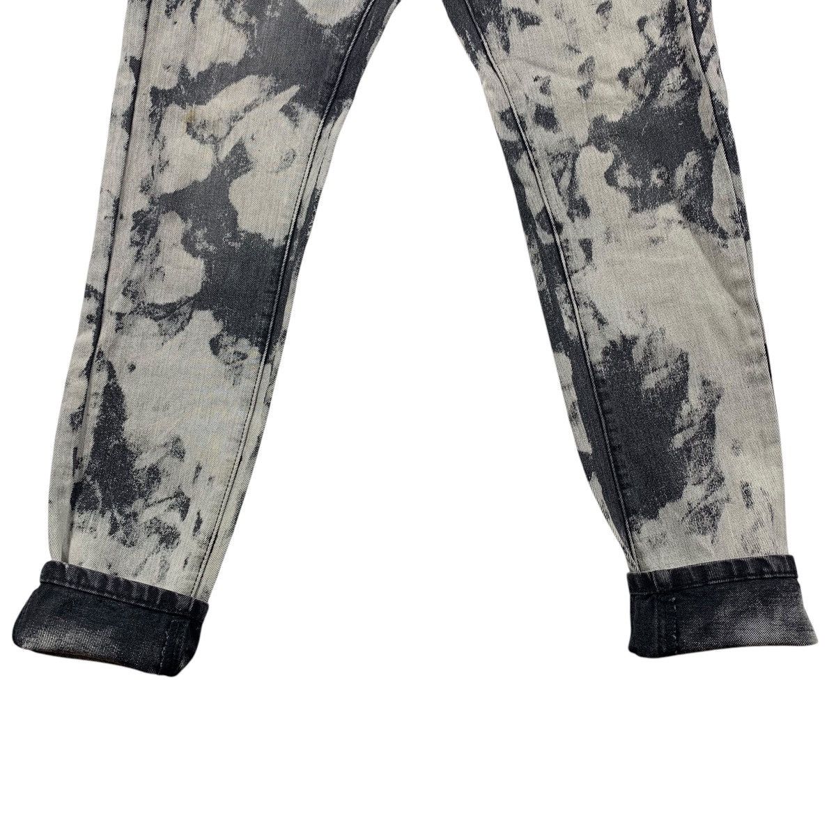 Designer × Japanese Brand PANERO Bleach dyedenim skinny jeans Size US 27 - 12 Thumbnail