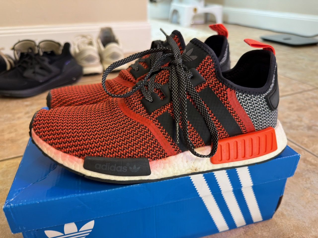 Adidas adidas NMD R1 Lush Red S79158 Size US 11 / EU 44 - 8 Thumbnail