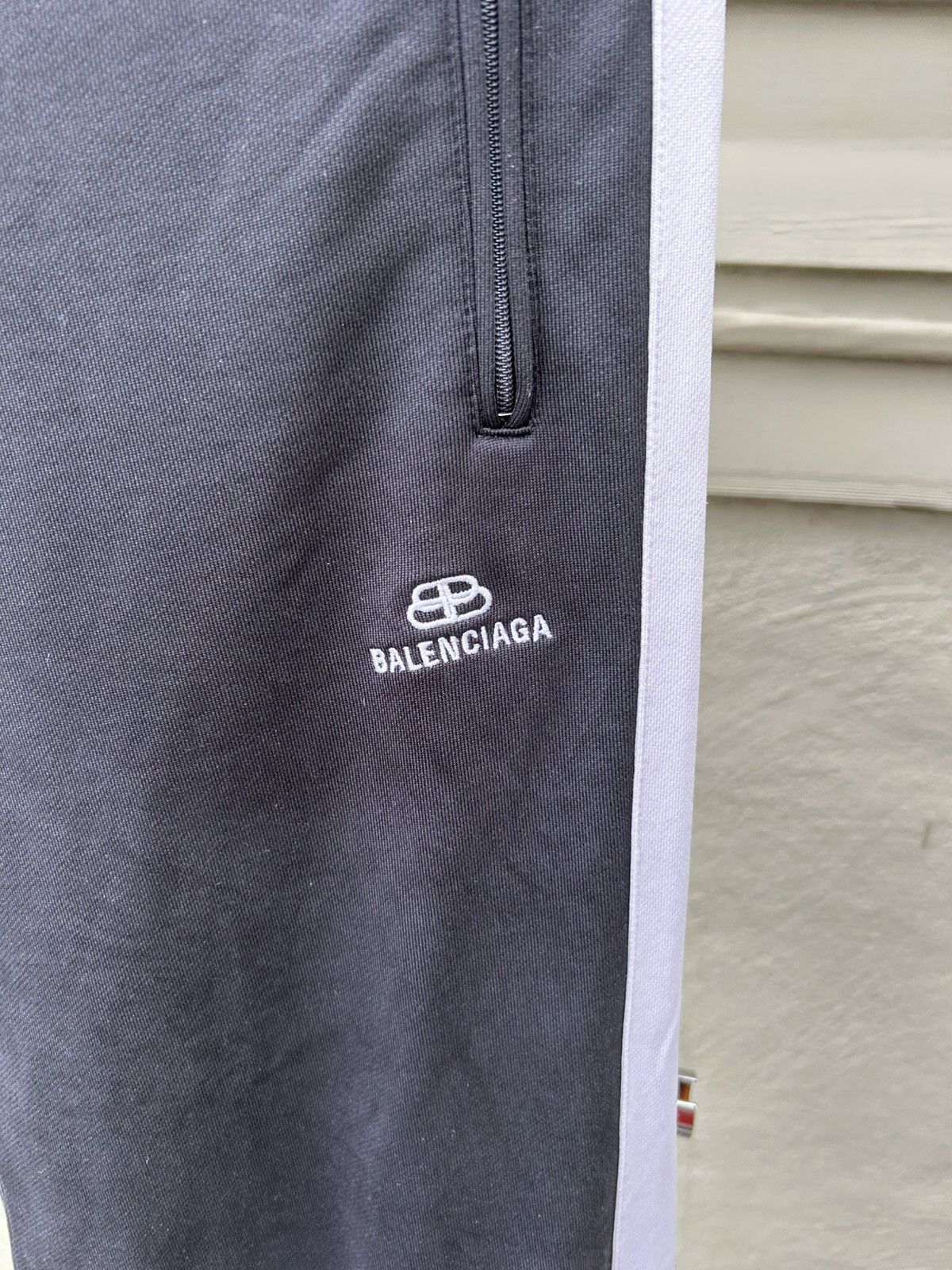 Balenciaga Balenciaga logo track pants Size US 38 / EU 54 - 2 Thumbnail