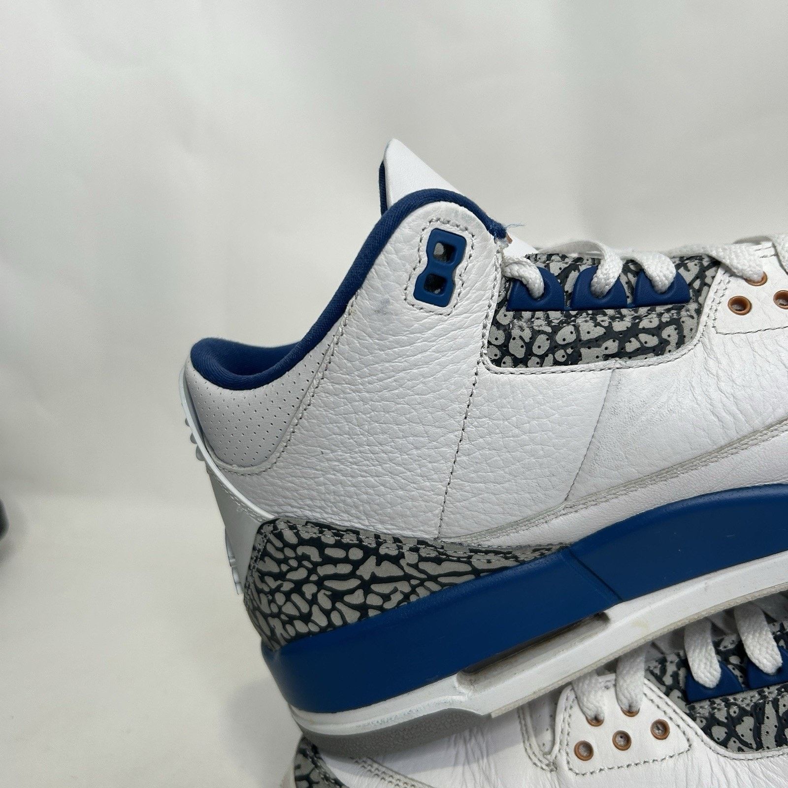 Jordan Brand Nike Air Jordan 3 Retro OG "Washington Wizards" Size US 9 / EU 42 - 8 Thumbnail