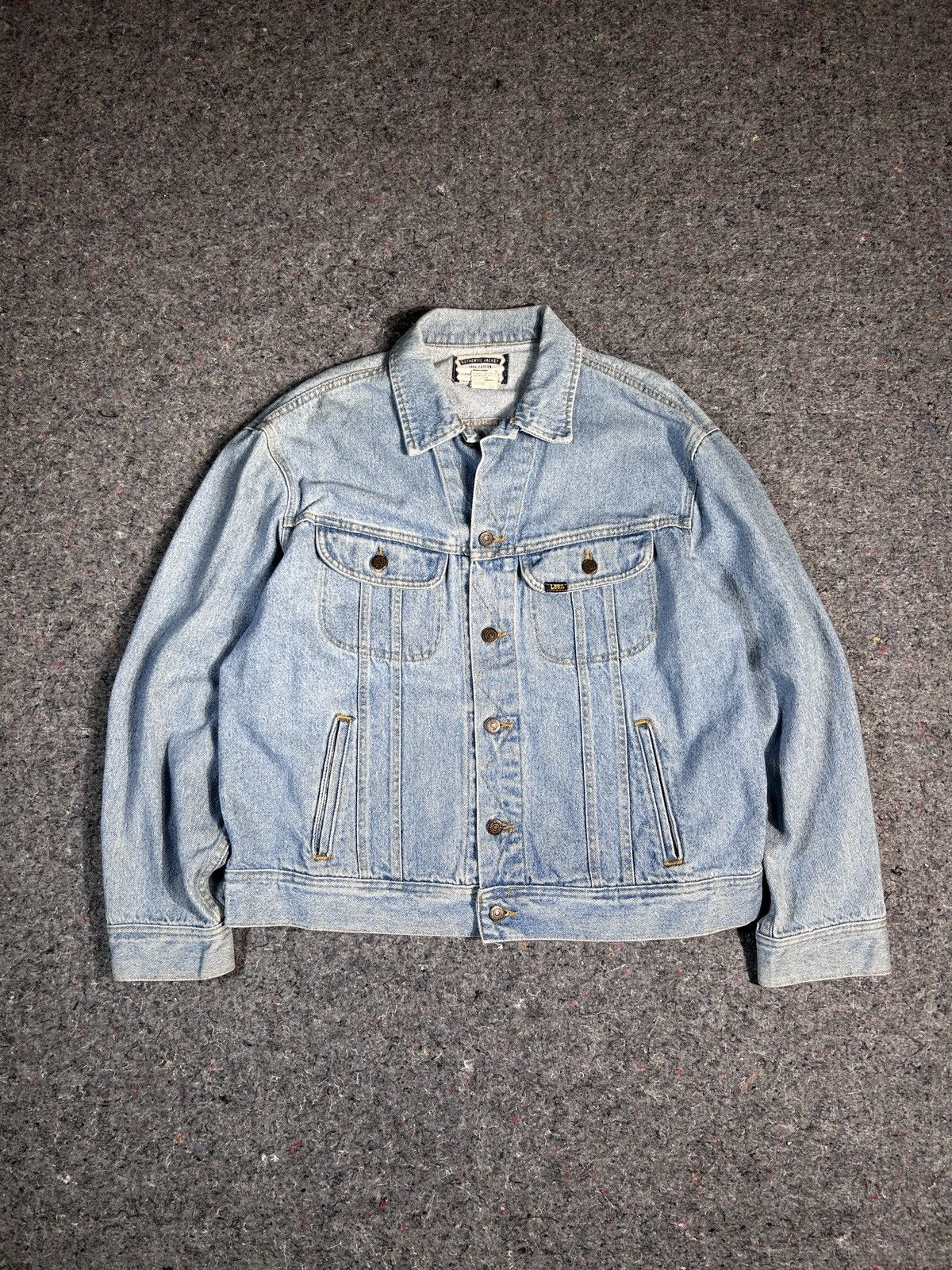 Lee VINTAGE Lee Denim Jacket Large 80s Wash Trucker Size US L / EU 52-54 / 3 - 1 Thumbnail