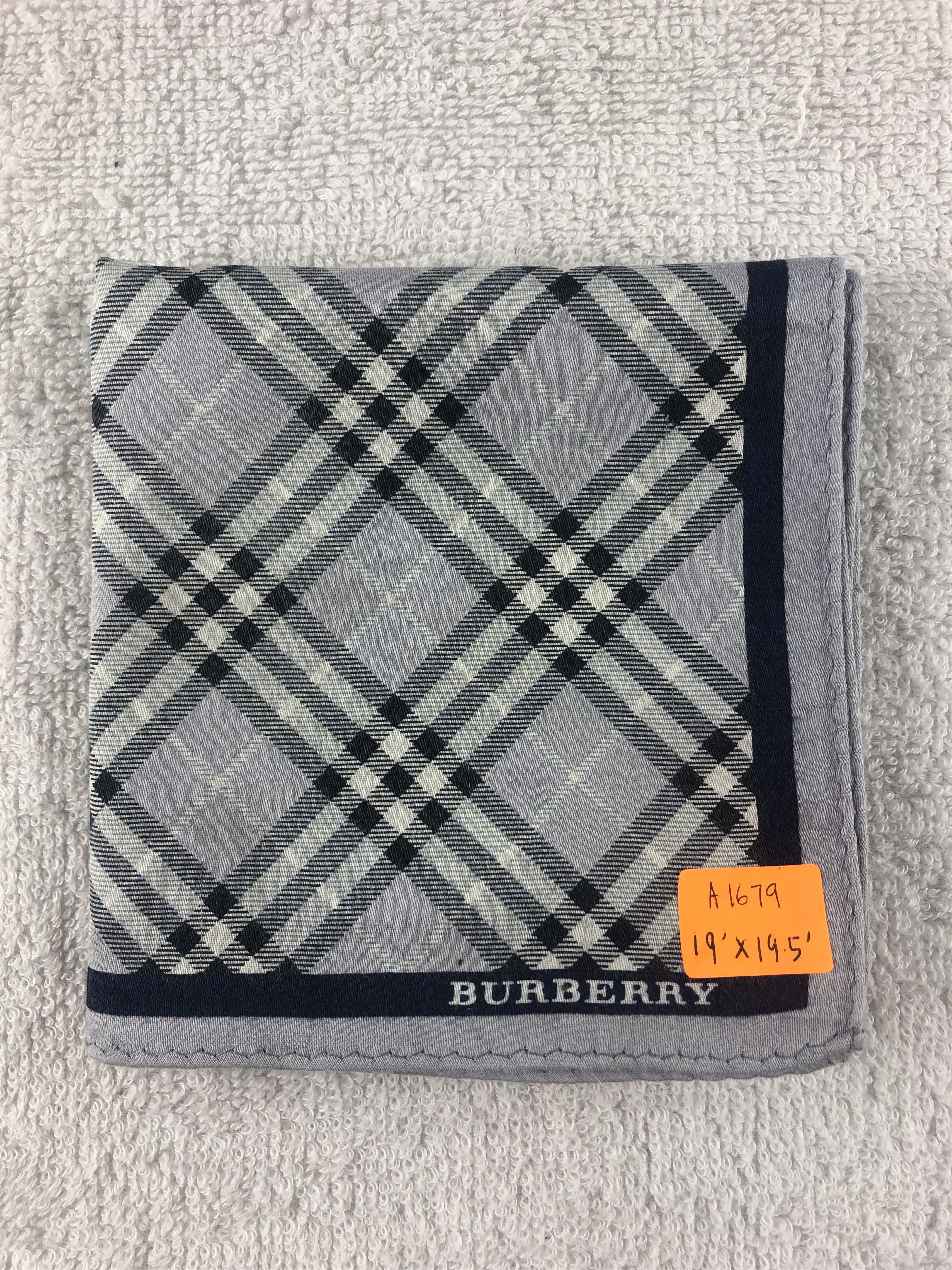 Burberry Burberry Handkerchief / Bandana / Neckerchief Size ONE SIZE - 6 Thumbnail