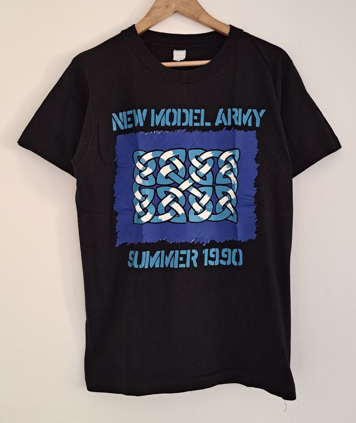Band Tees NEW MODEL ARMY x Tour T-Shirt 1990 Size US L / EU 52-54 / 3 - 1 Thumbnail