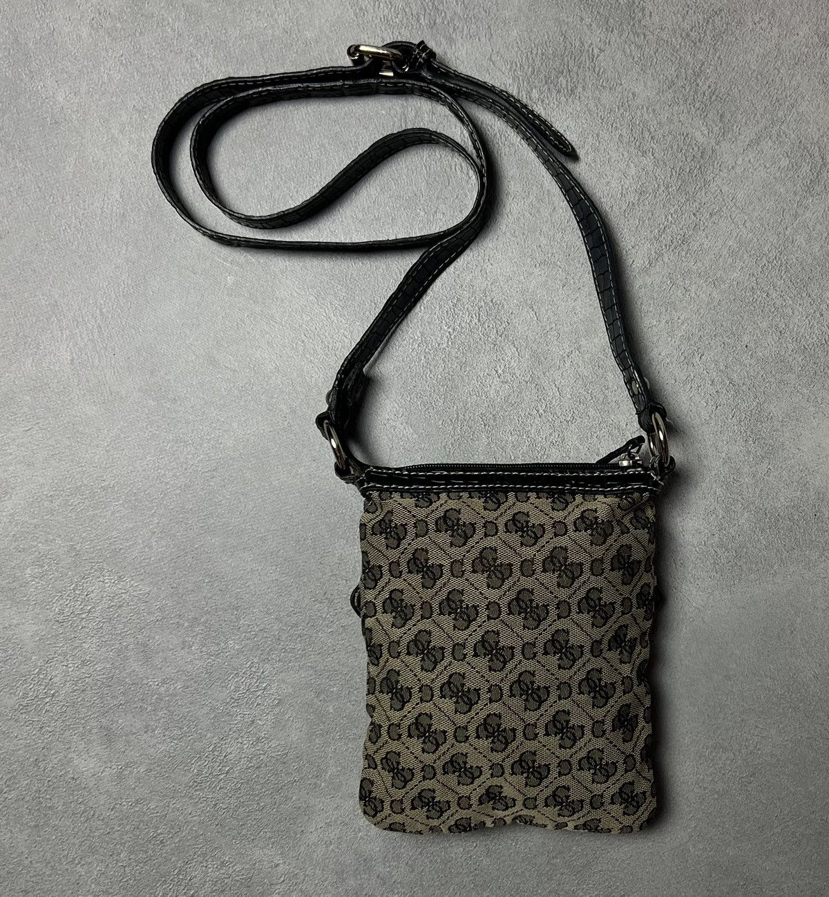 Guess GUESS Monogram Crossbody Shoulder Bag Metal Logo Size ONE SIZE - 2 Thumbnail