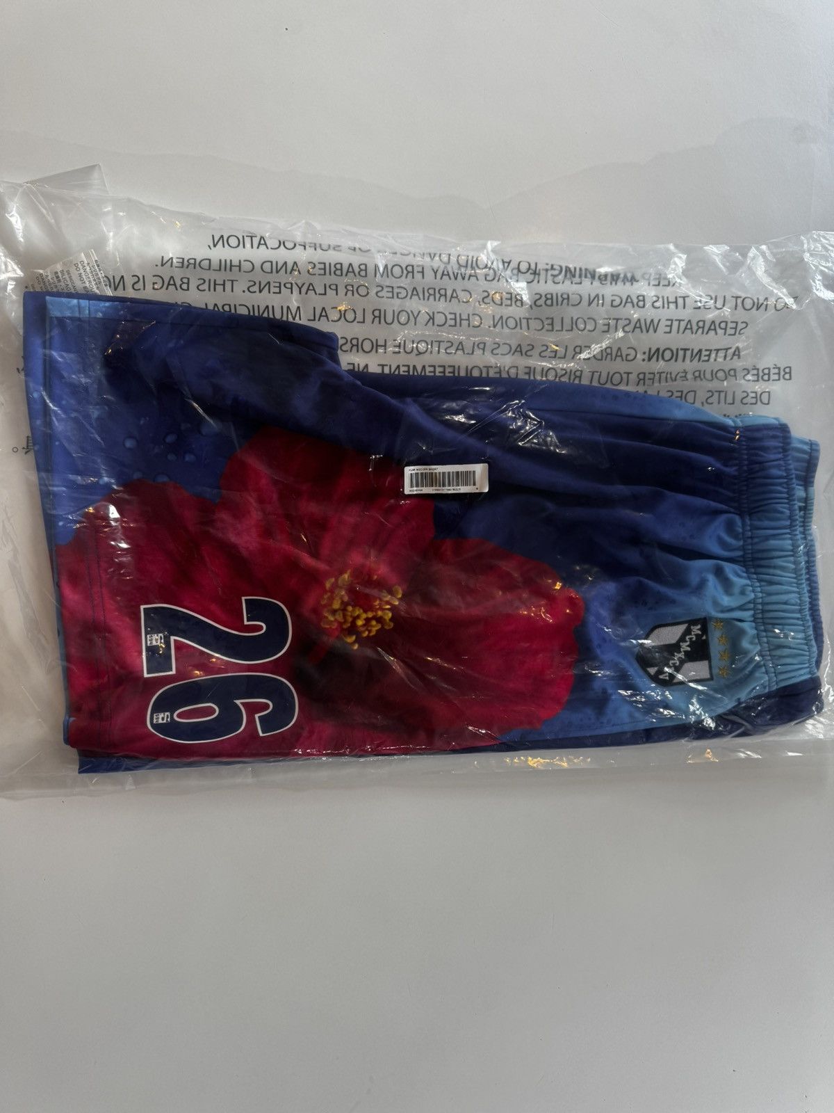 Supreme Supreme Fiji Soccer Shorts Size M (IN HAND) SHIPS FAST Size US 33 - 2 Thumbnail