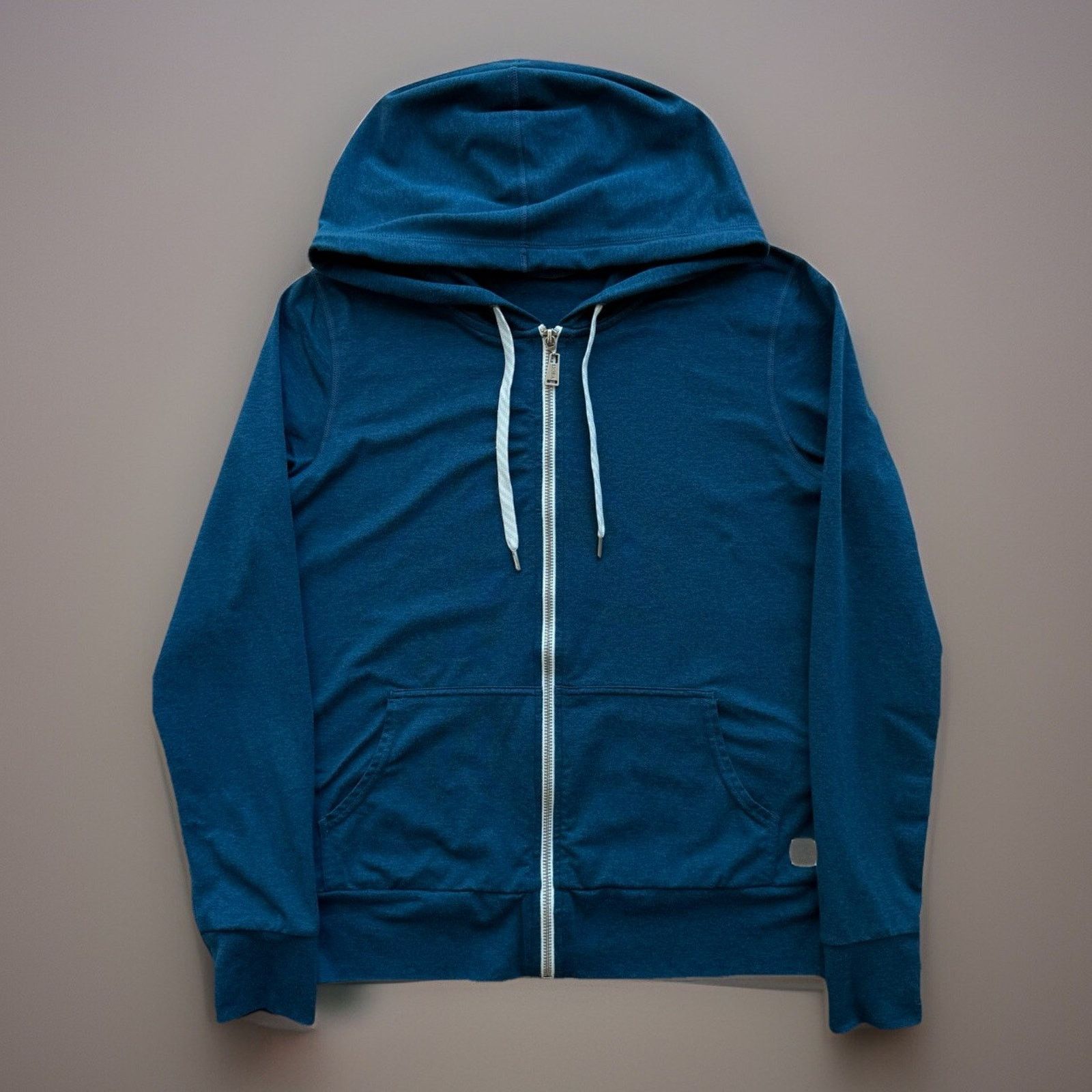 Vuori Vuori Halo Performance Hoodie XS Blue Full Zip Jacket Hooded Size XS / US 0-2 / IT 36-38 - 1 Thumbnail
