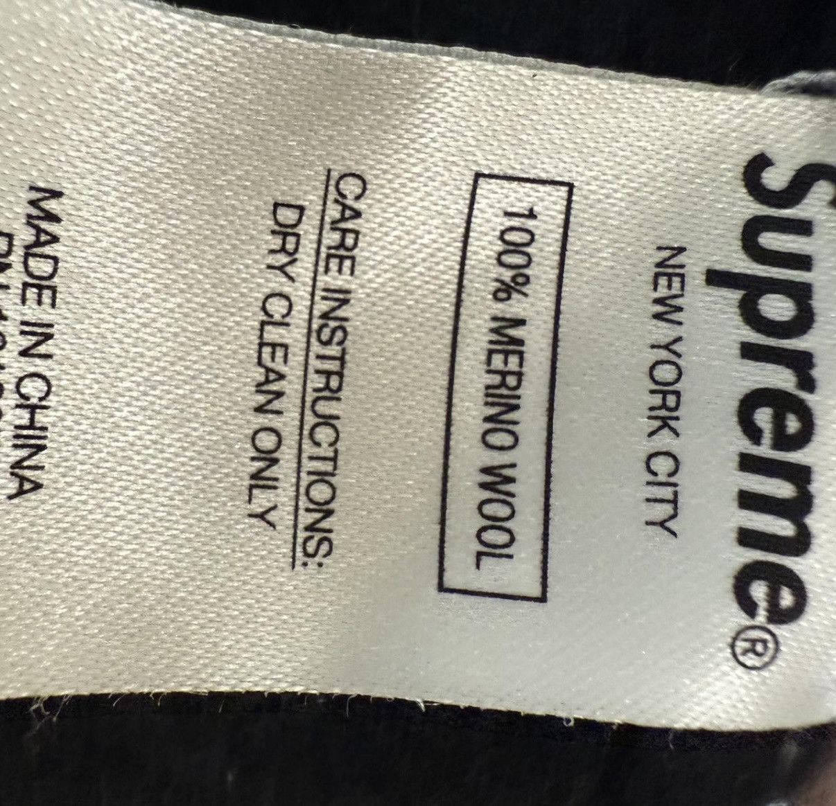 Supreme 2021 Supreme x Jamie Reid “fuck all” sweater Size US S / EU 44-46 / 1 - 2 Thumbnail