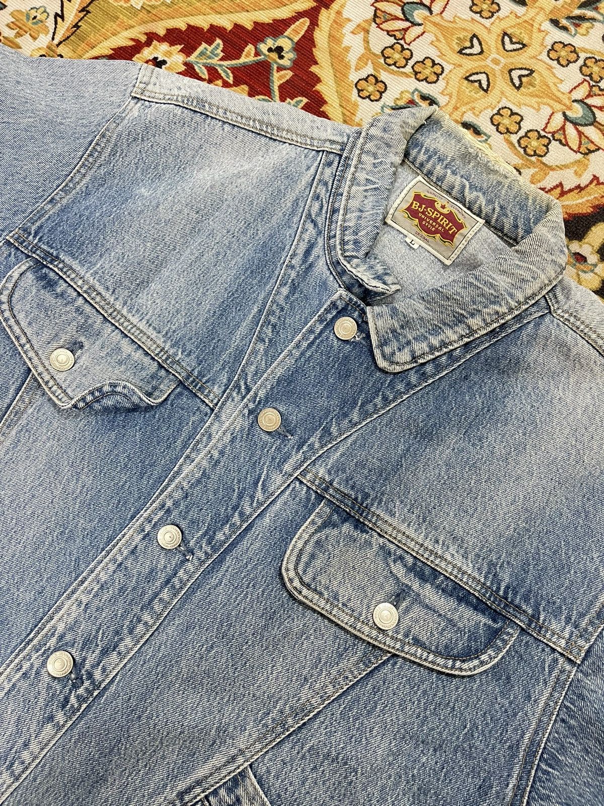 Vintage Bj Spirit Trucker Distressed Denim Vintage Jacket Size US M / EU 48-50 / 2 - 2 Thumbnail