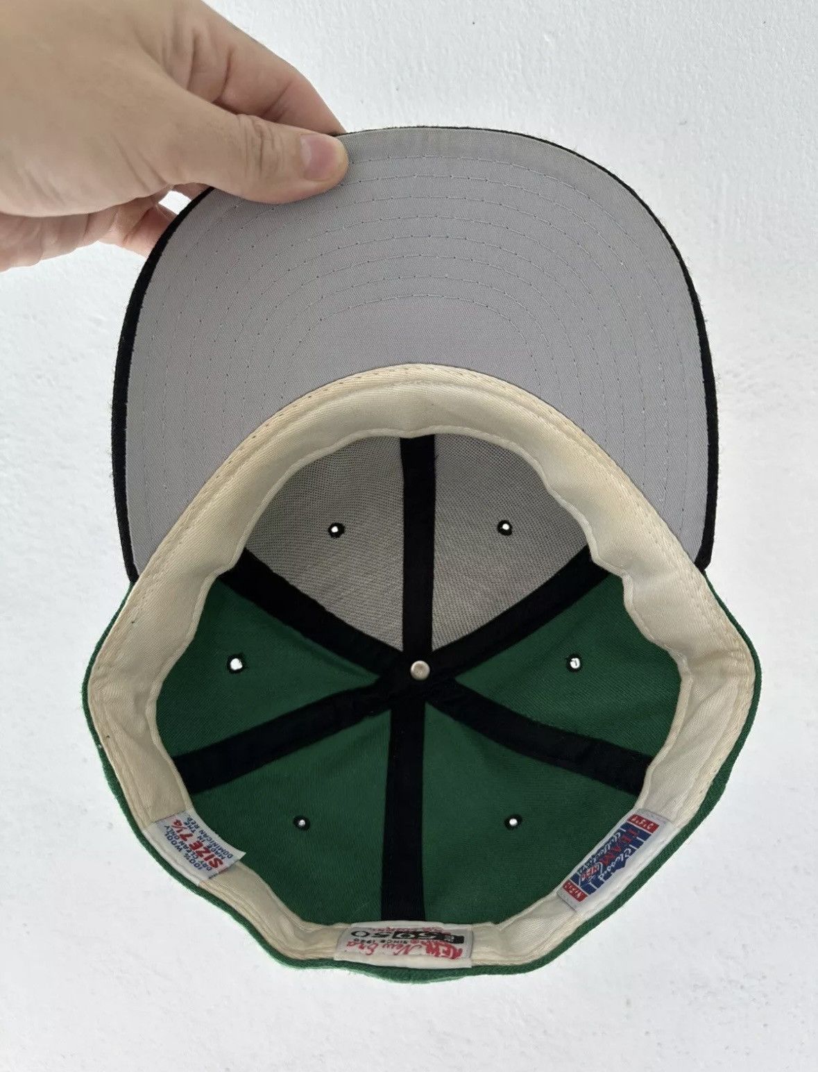 NFL × New Era × Vintage VTG 90s RARE Philadelphia Eagles New Era 7 1/4 Fitted Hat Size ONE SIZE - 3 Thumbnail