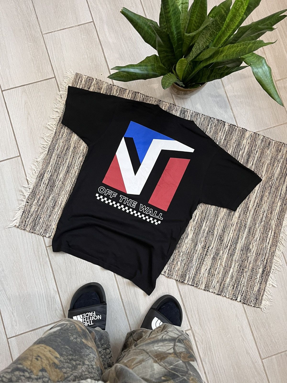 Vans × Vintage Vans Off The Wall Tshirt sk8 tee logo Classic fit Size US S / EU 44-46 / 1 - 1 Thumbnail
