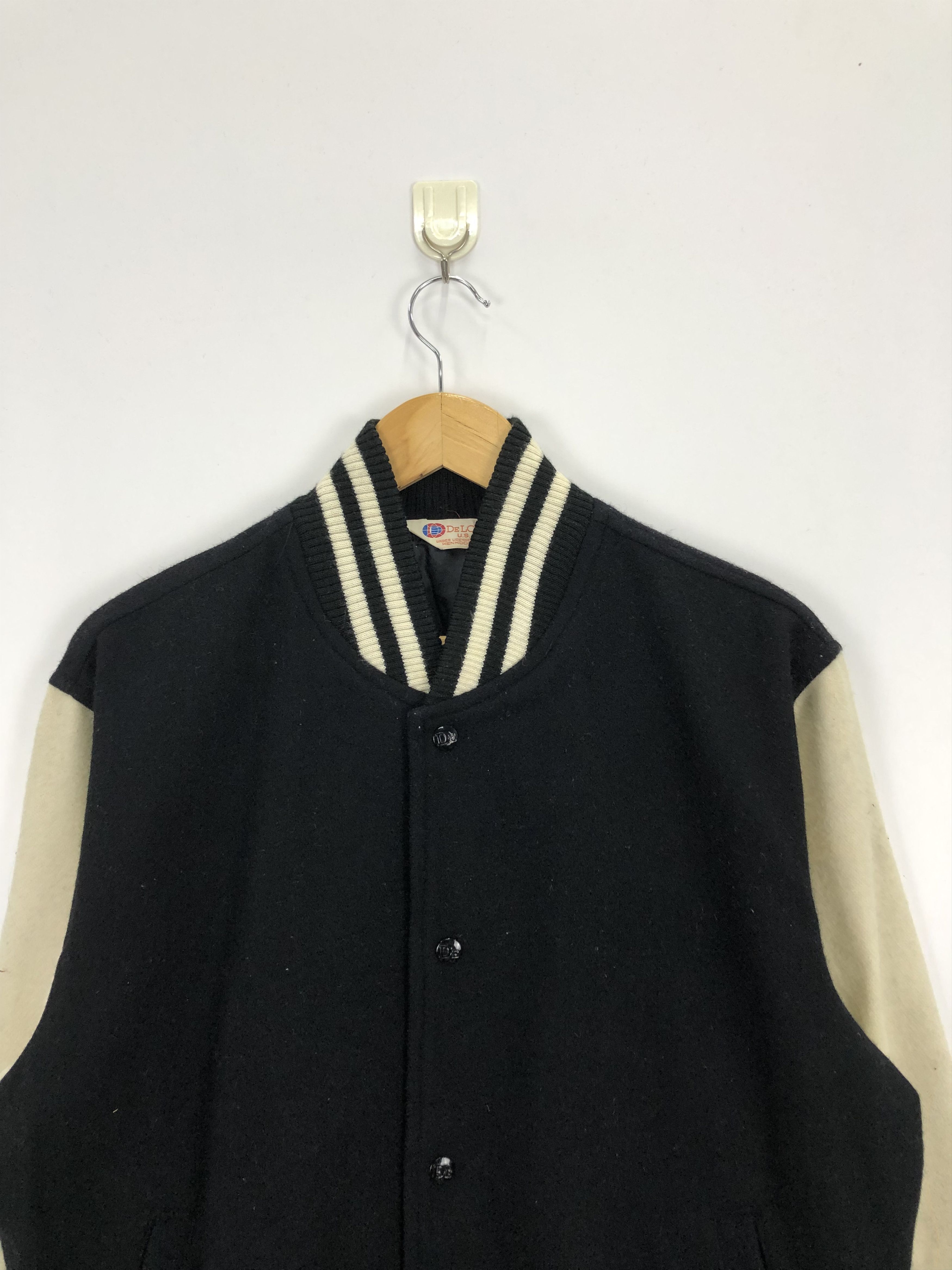 Vintage Vintage Delong Wool Varsity Jacket J0681 Size US L / EU 52-54 / 3 - 2 Thumbnail
