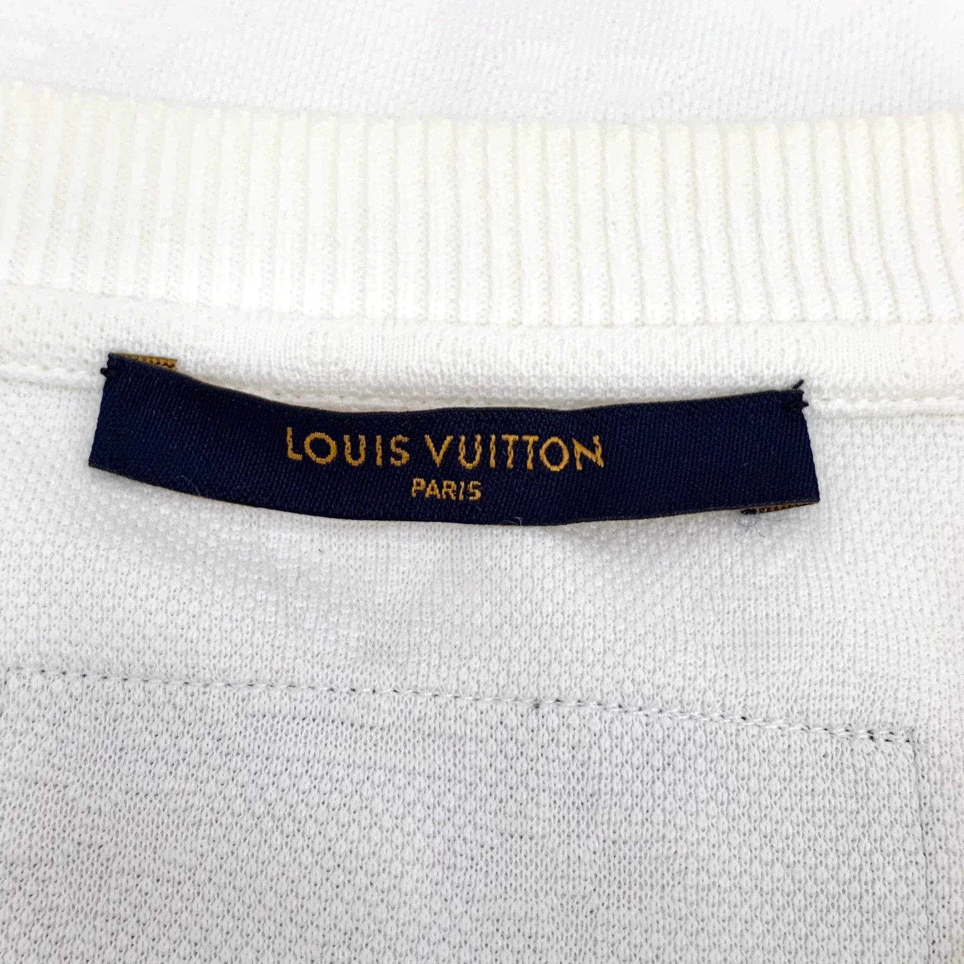 Louis Vuitton Louis Vuitton Doll Decoration Crew Neck Short Sleeve T-Shirt Size US L / EU 52-54 / 3 - 7 Thumbnail