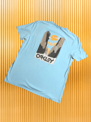 Oakley × Vintage 🔥VINTAGE OAKLEY 00’s BIG LOGO TEE Size US XL / EU 56 / 4 - 1 Thumbnail