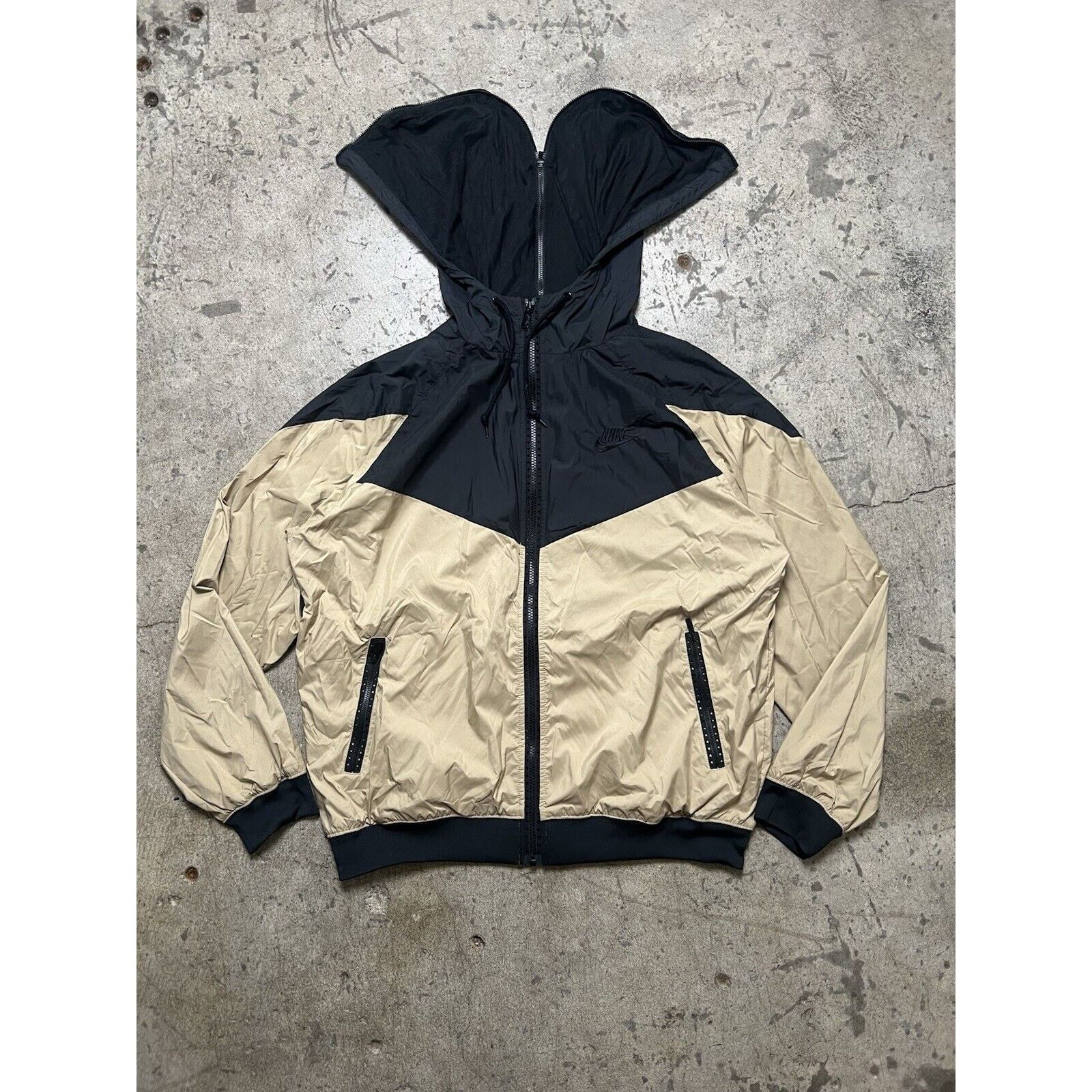 Nike Nike Mens Windbreaker Split Color block Tan Khaki Men’s XL Size US XL / EU 56 / 4 - 1 Thumbnail