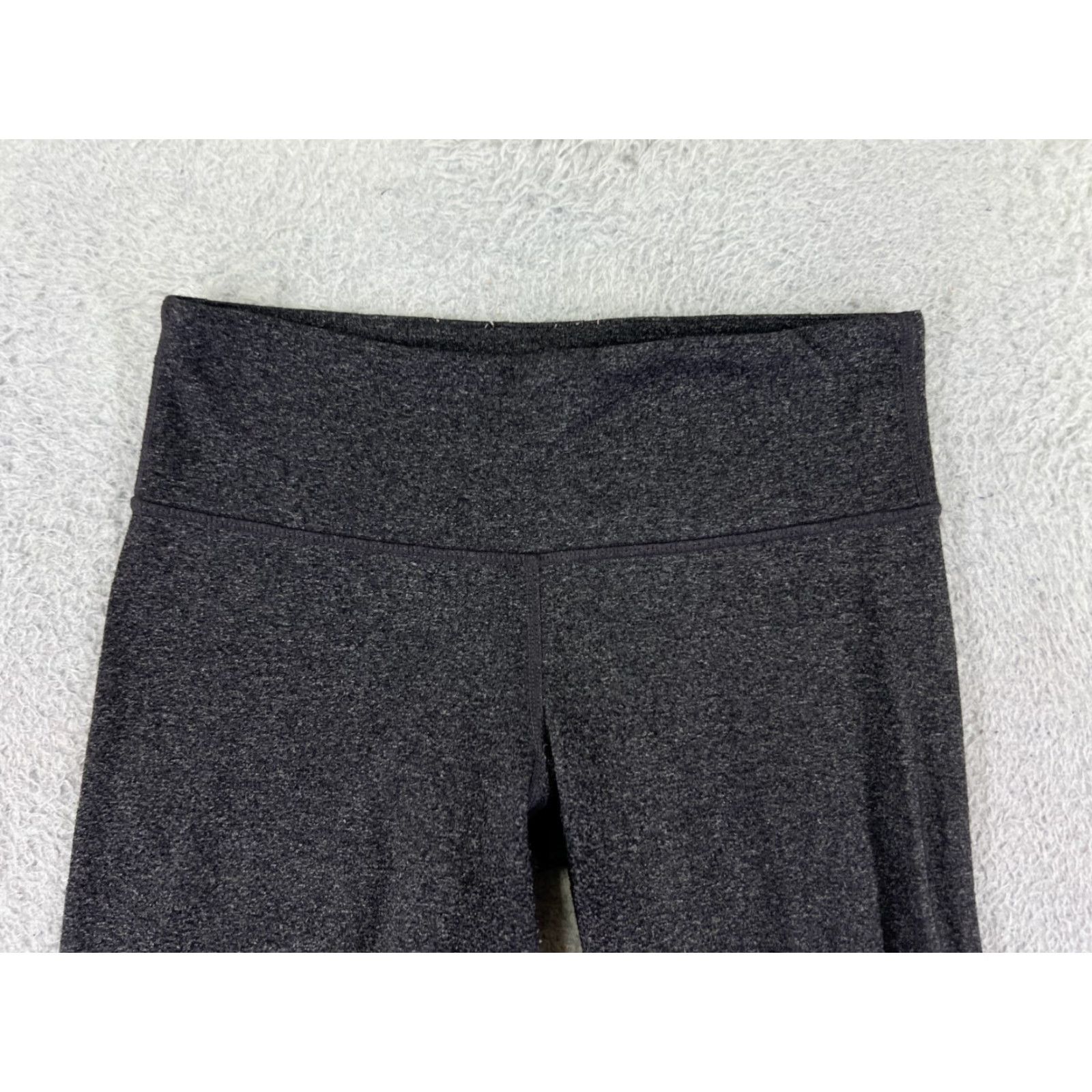 Lululemon Lululemon Leggings Womens 4 Gray Yoga Athletic Compression Skinny Pockets 28.5 in Inseam Veg not allowed? Size 27" / US 4 / IT 40 - 4 Thumbnail
