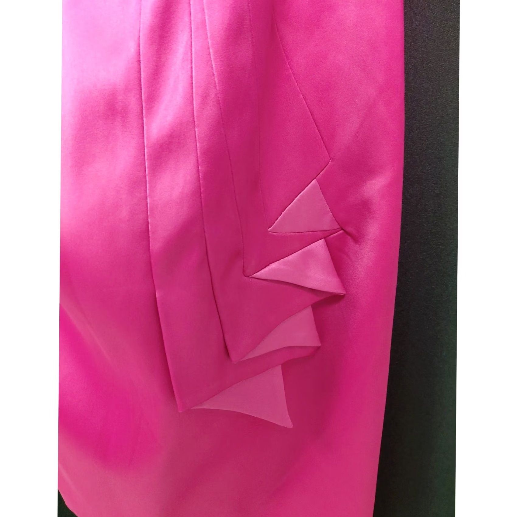 Karen Millen KAREN MILLEN ENGLAND Skirt Womens 12 Pink Acetate Silk Blend Pencil Size Size 34" / US 12 / IT 48 - 3 Thumbnail