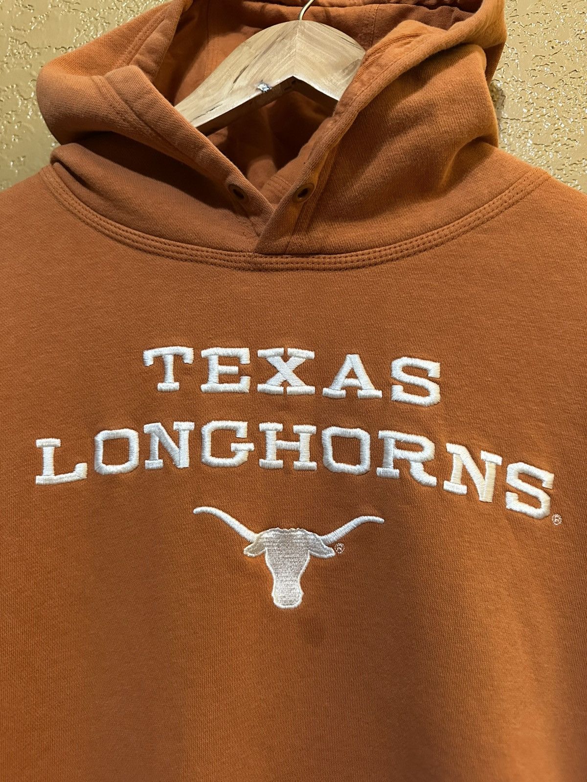 Nike vtg thrashed Nike University of Texas Longhorns Hoodie Y2K Size US XXL / EU 58 / 5 - 3 Thumbnail
