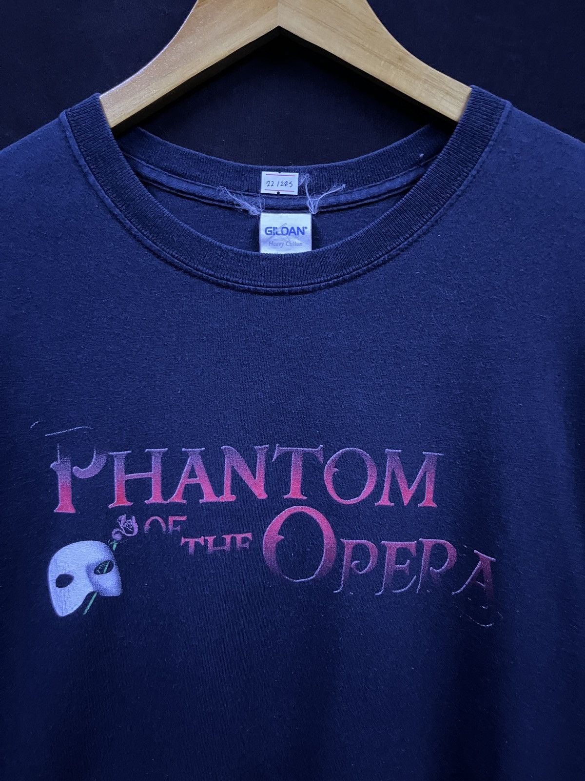 Band Tees VINTAGE THE PHANTOM OF THE OPERA BAND TSHIRT Size US L / EU 52-54 / 3 - 3 Thumbnail