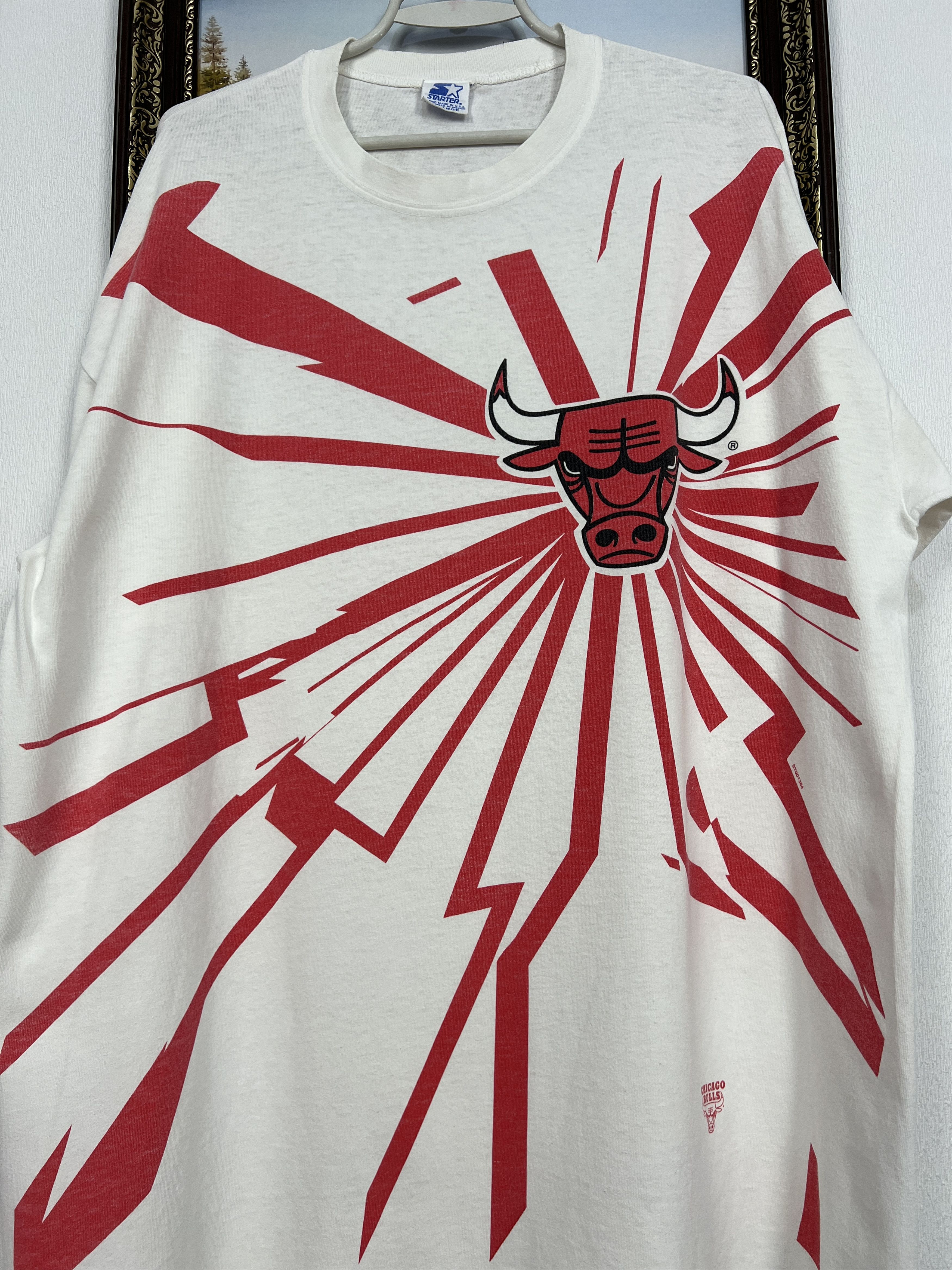 Starter Vintage 90's Starter Chicago Bulls Over Print NBA Shirt Size US XL / EU 56 / 4 - 3 Thumbnail
