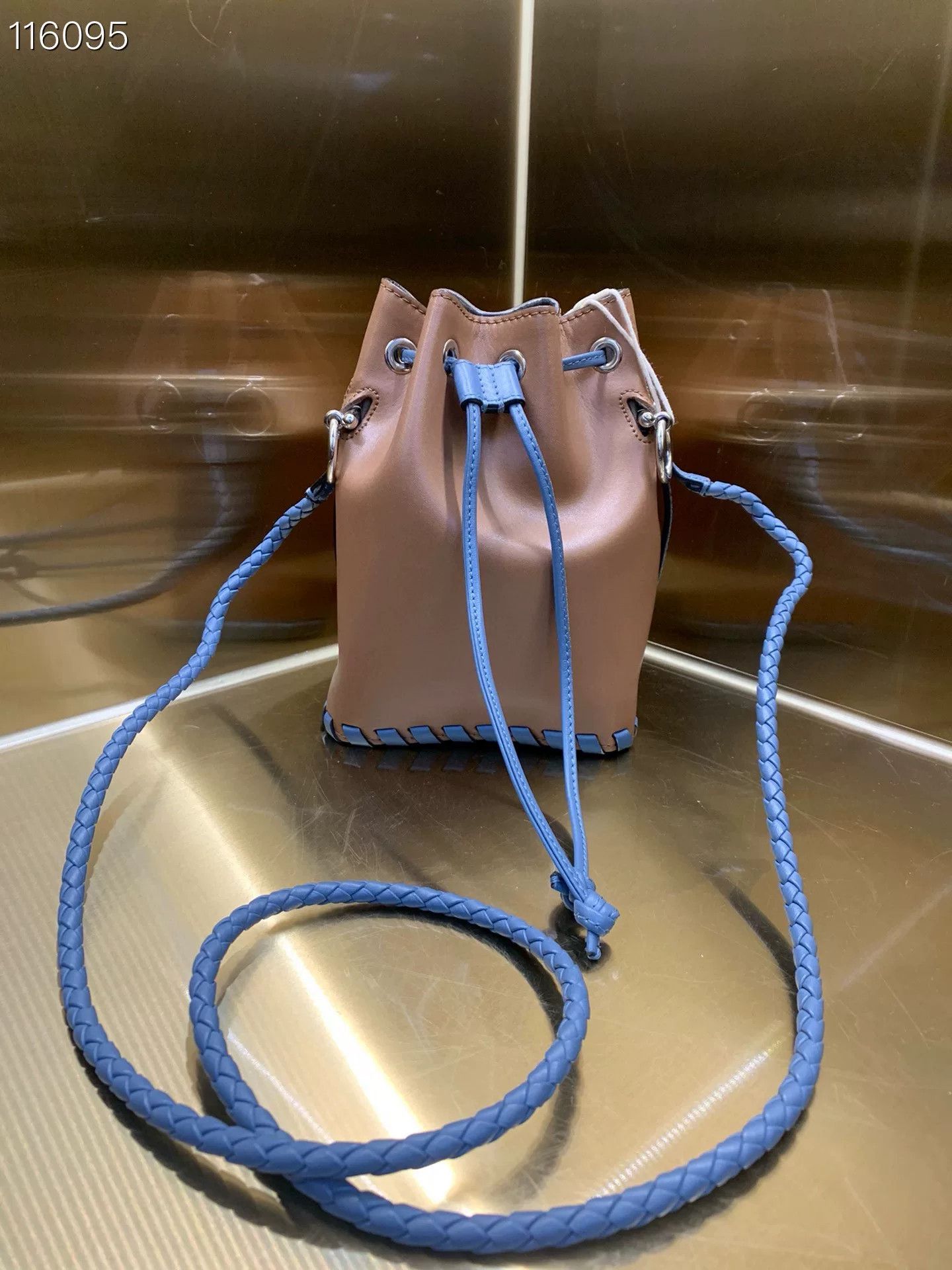 Fendi Fendi 2020 Mon Tresor Bucket Bag Size ONE SIZE - 1 Thumbnail