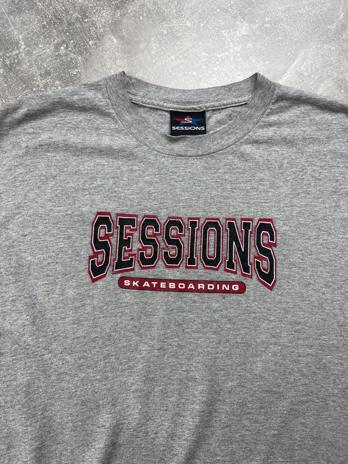 Sessions Vintage 90s Sessions Skateboarding T-Shirt USA Made OG Size US L / EU 52-54 / 3 - 3 Thumbnail
