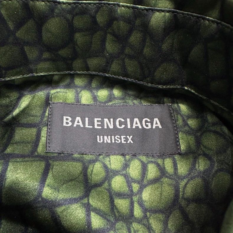 Balenciaga Balenciaga Silk shirt with alligator pattern Size US XS / EU 42 / 0 - 3 Thumbnail