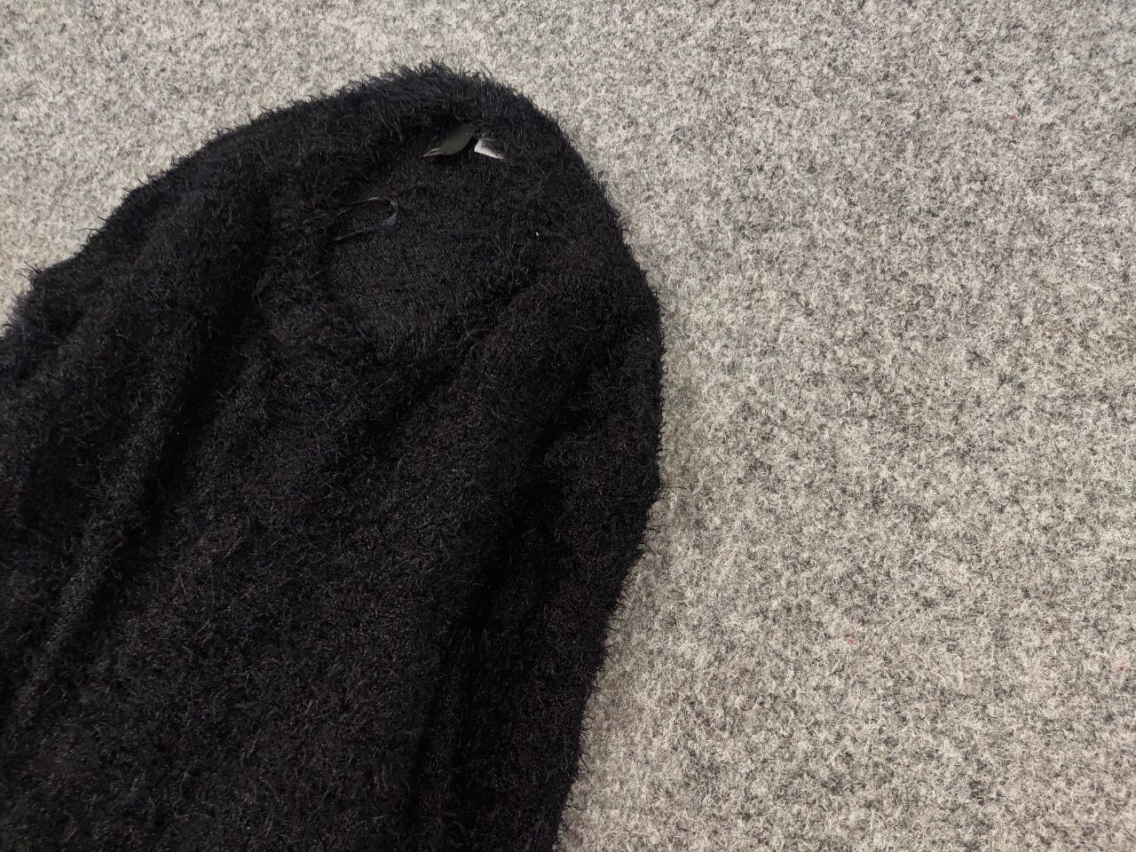 Japanese Brand Vintage 90's Japanese Mohair Black Style Fuzzy Sweater Y2K Size S / US 4 / IT 40 - 4 Thumbnail