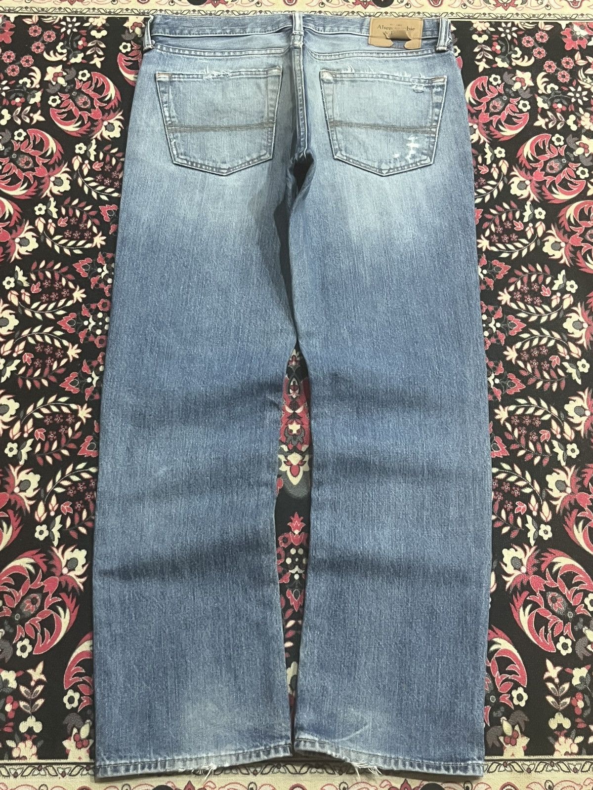 Abercrombie & Fitch Abercrombie & Fitch Light Blue Distressed Slim Straight Jean Size US 31 - 2 Thumbnail