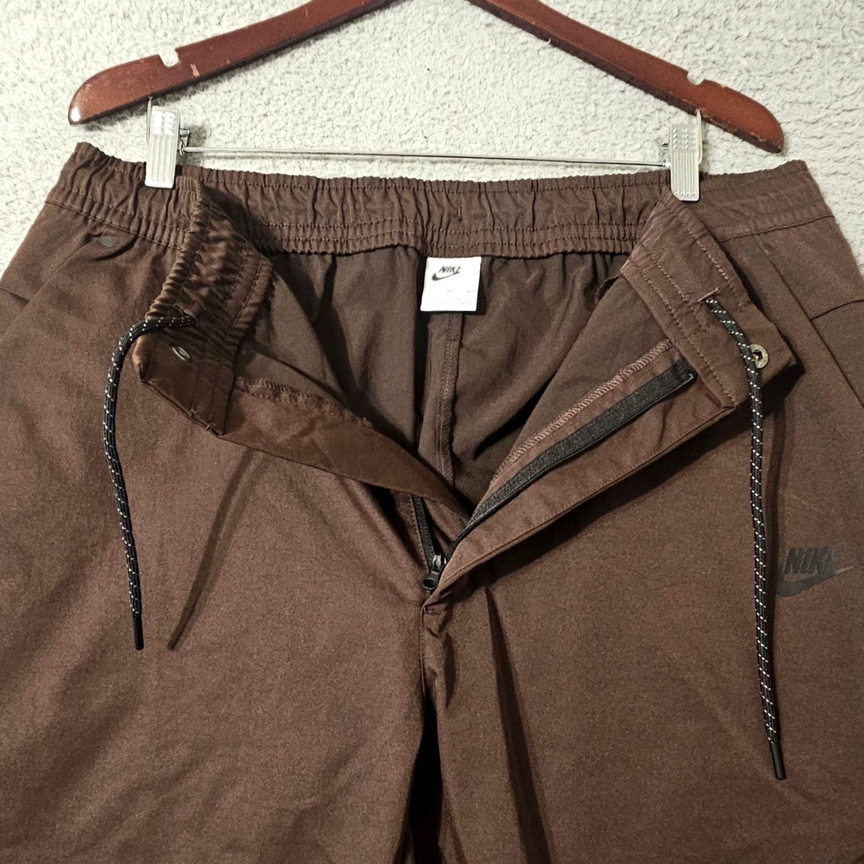 Nike Nike Sportswear Tech Essentials Commuter Pants Mens XL Brown DH4224-203 Size US 36 / EU 52 - 3 Thumbnail