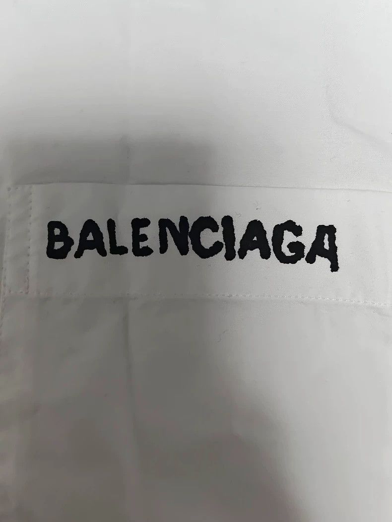 Balenciaga Balenciaga size 38 23ss Spray Paint Penetration Graffiti Sh Size US M / EU 48-50 / 2 - 4 Thumbnail