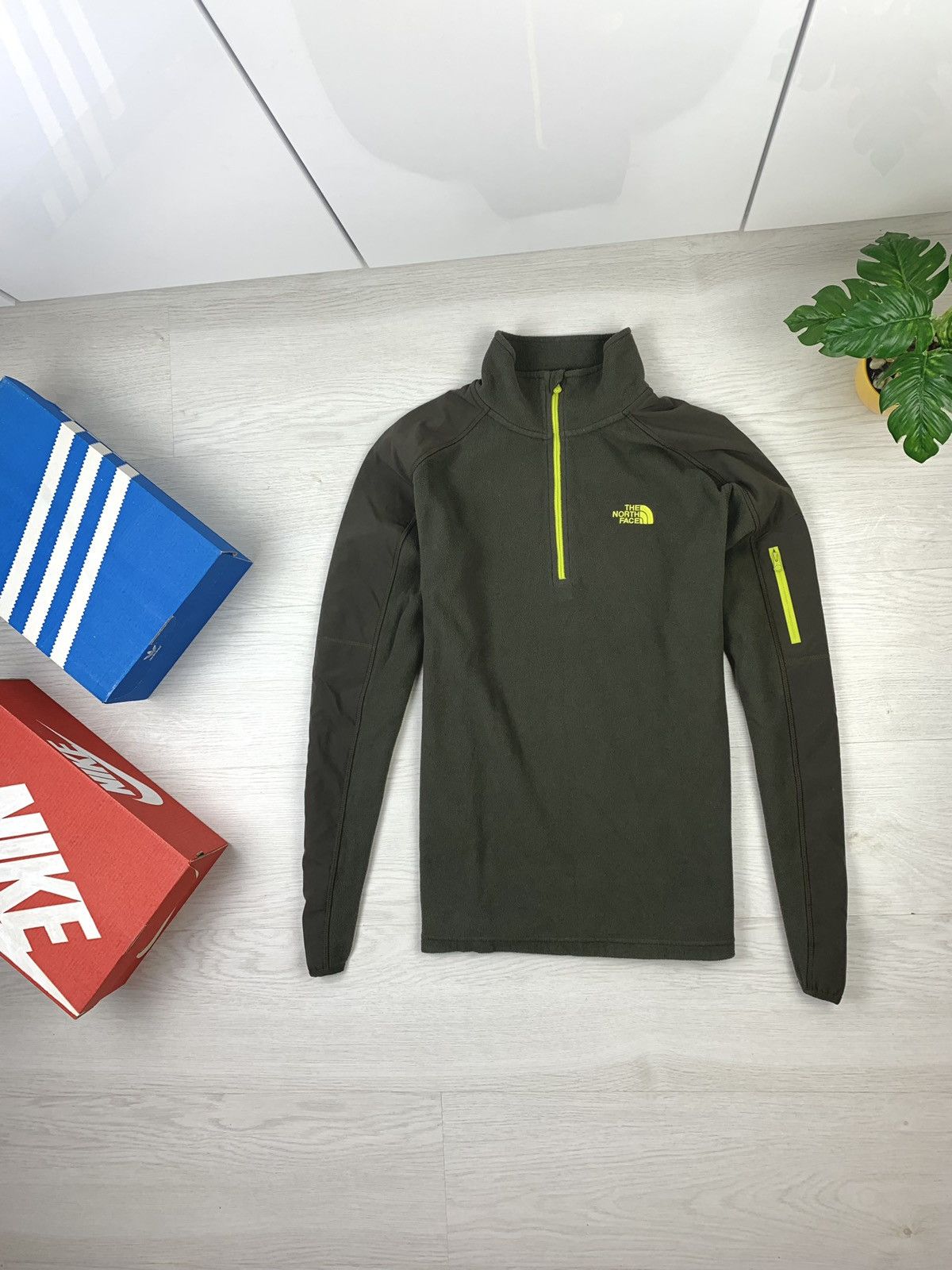The North Face THE NORTH FACE Polartec Khaki Fleece Jacket Size M Size US M / EU 48-50 / 2 - 1 Thumbnail