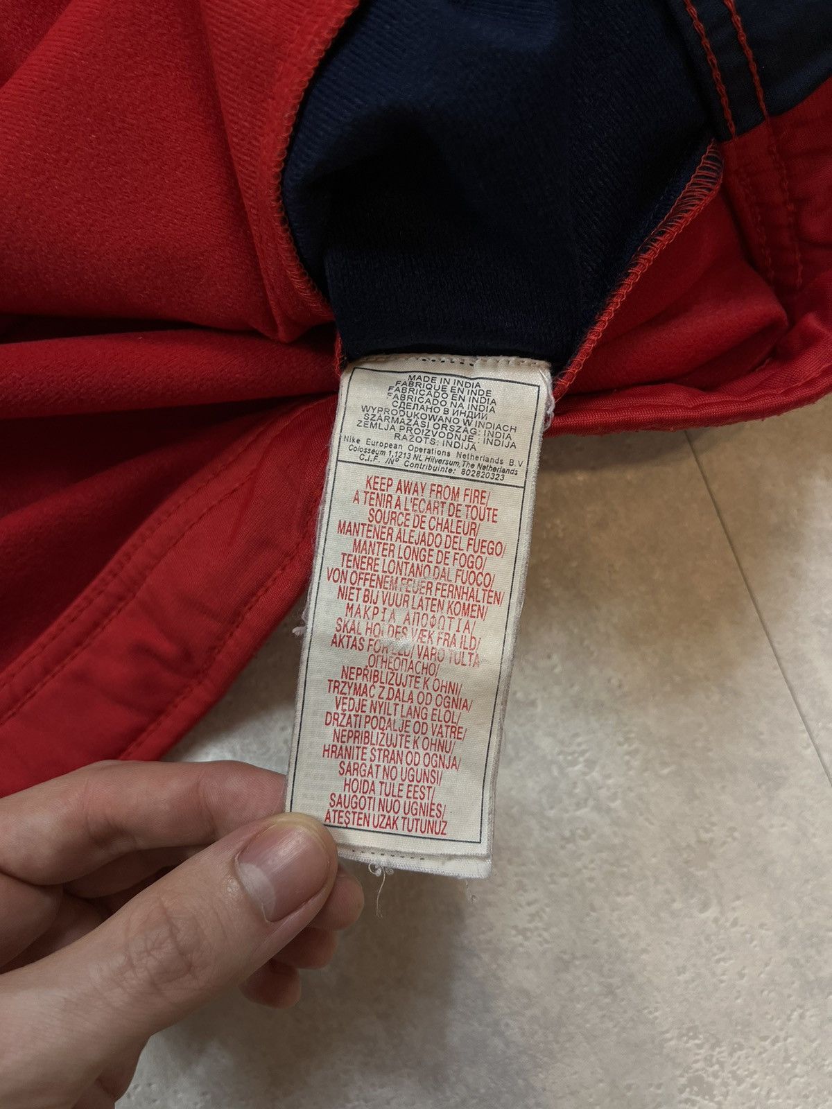 Nike × Vintage 90's NIKE RETRO Y2K SWOOSH LOGO TRACK JACKET Size US L / EU 52-54 / 3 - 6 Thumbnail
