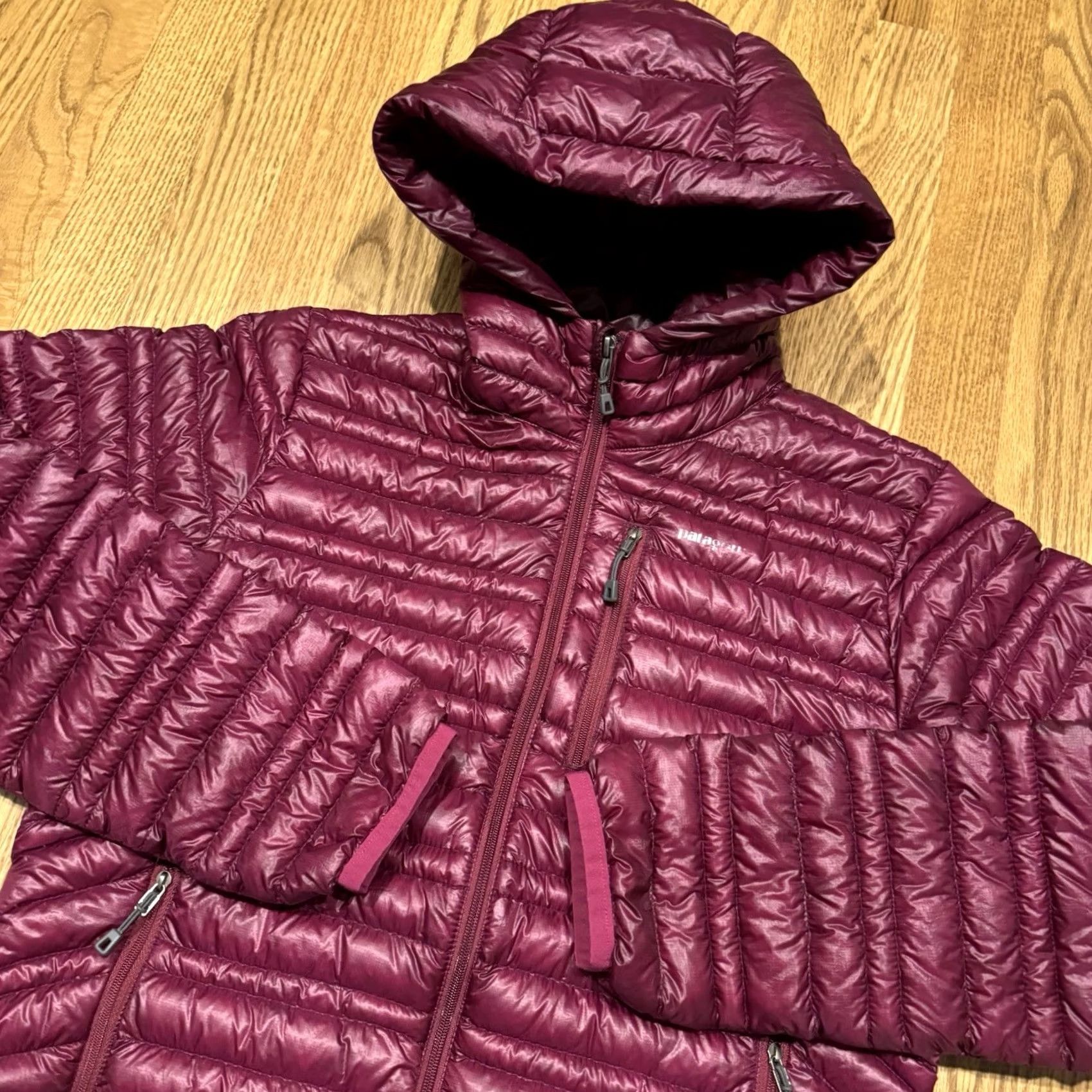 Patagonia Patagonia Ultralight Down Puffer Full Zip Hoody Women’s Small Purple/Red Jacket Lot Womens Regular Size S Zip Hooded Quilted Logo Outdoor Vintage: No Size S / US 4 / IT 40 - 2 Thumbnail