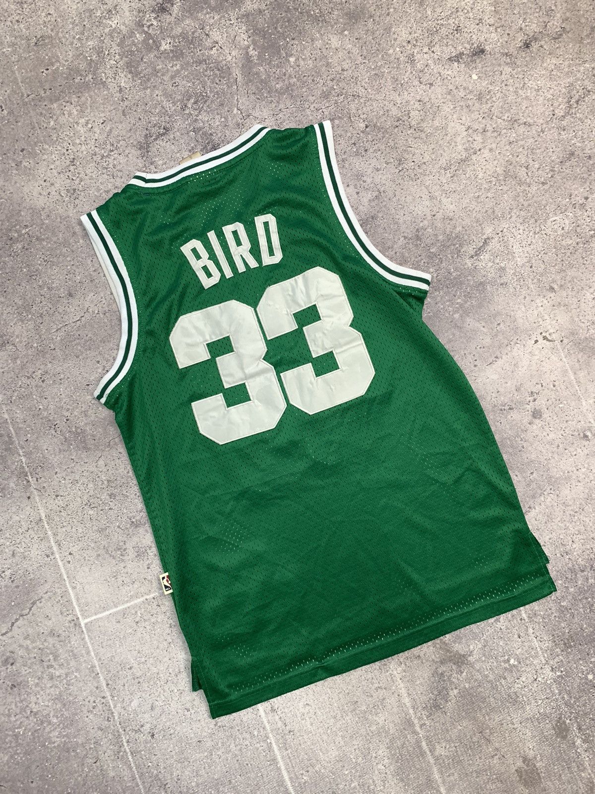 NBA × Vintage Vintage Celtic Bird 33 Adidas jersey Y2K NBA JERSEY Size US S / EU 44-46 / 1 - 14 Thumbnail