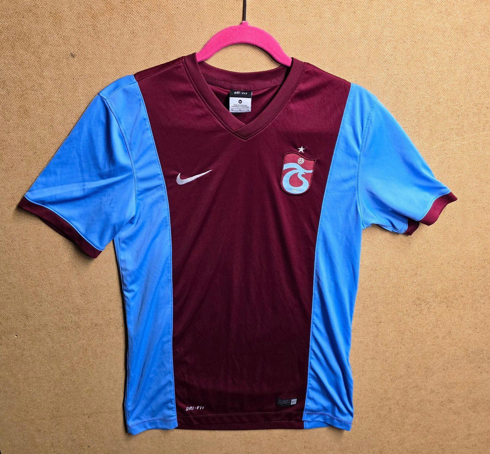 Nike Trabzonspor Sz M 2015 MINT home football jersey trikot Size US M / EU 48-50 / 2 - 1 Thumbnail