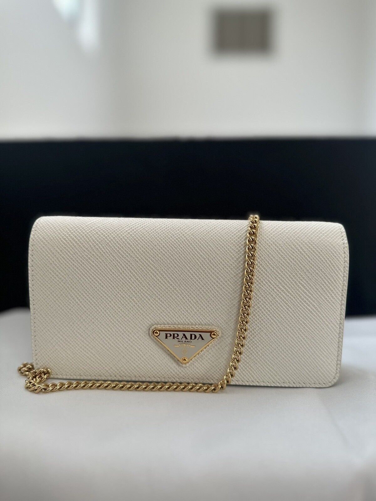 Prada o1srvl11e0624 Size: OS / Mini Bag in White Size ONE SIZE - 1 Thumbnail