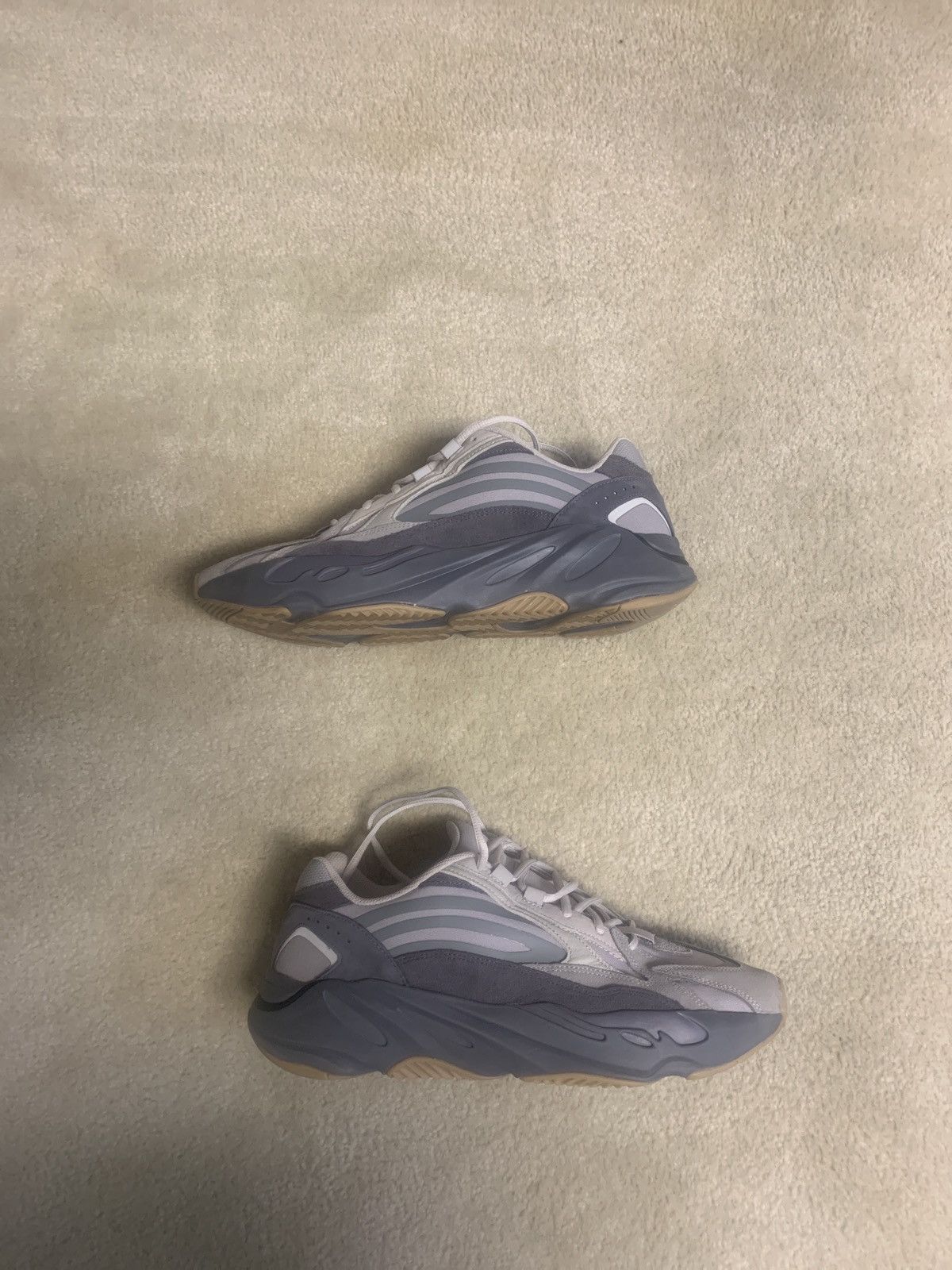 Adidas × Kanye West Yeezy Boost 700 V2 Size US 12 / EU 45 - 2 Thumbnail