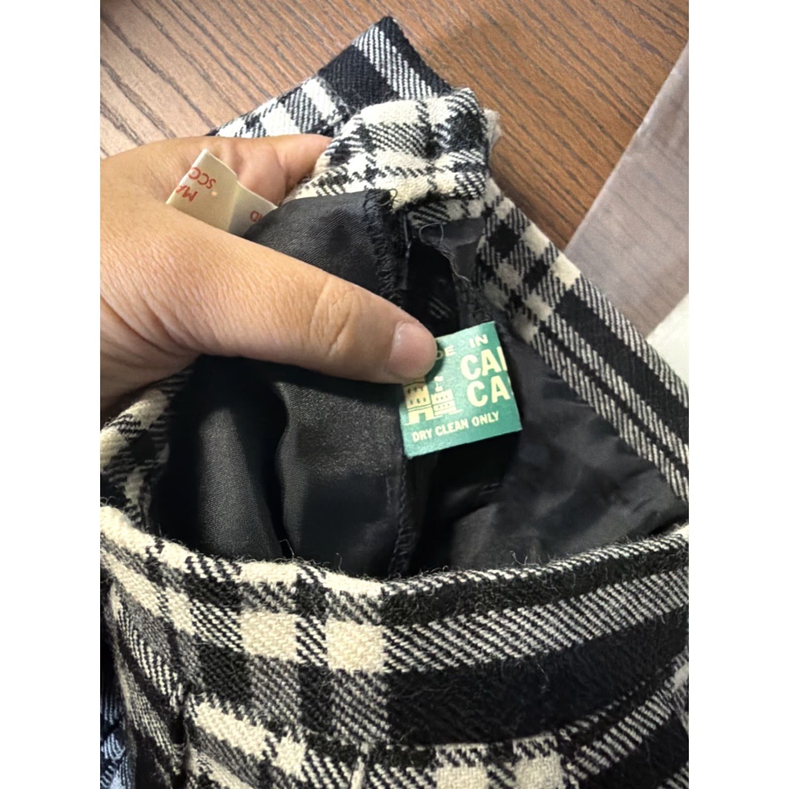 Vintage VINTAGE Carden Castle Womens Skirt Kilt 10 Black Wool Made in Scotland Women Size 32" / US 10 / IT 46 - 6 Thumbnail