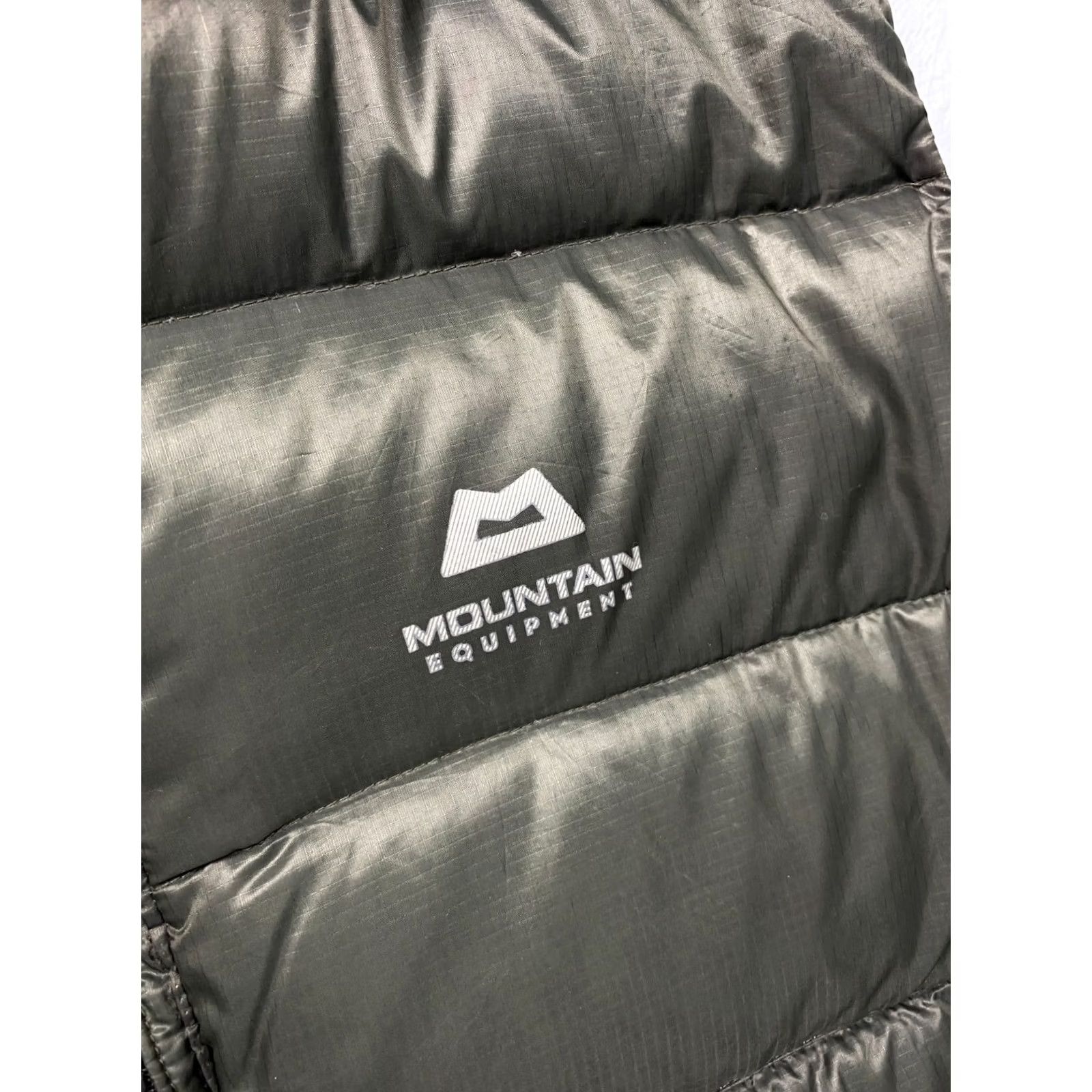 Mountain Equipment Mountain Equipment Mens Down Puffer Vest M Shirt Mens Down Vest Multicolor Logo 90s? No. Size US M / EU 48-50 / 2 - 3 Thumbnail