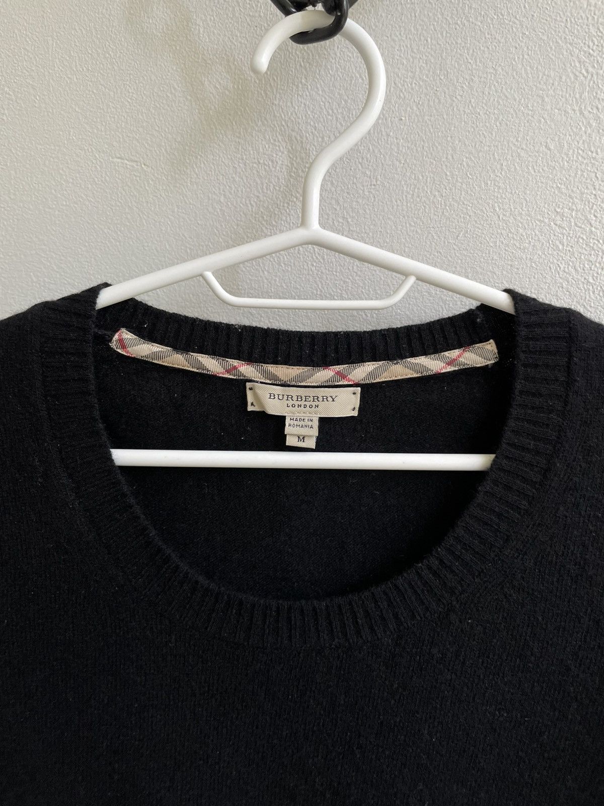 Burberry Burberry Wool Short Sleeve T Shirt Sweater Pullover Tee Size M / US 6-8 / IT 42-44 - 3 Thumbnail